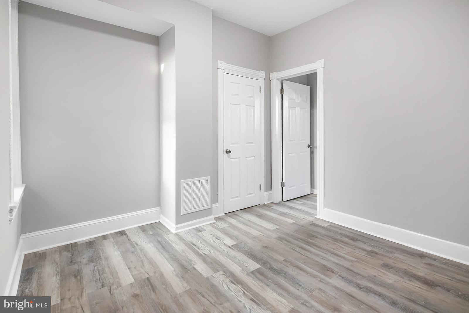 STRAWBERRY MANSION - Residential