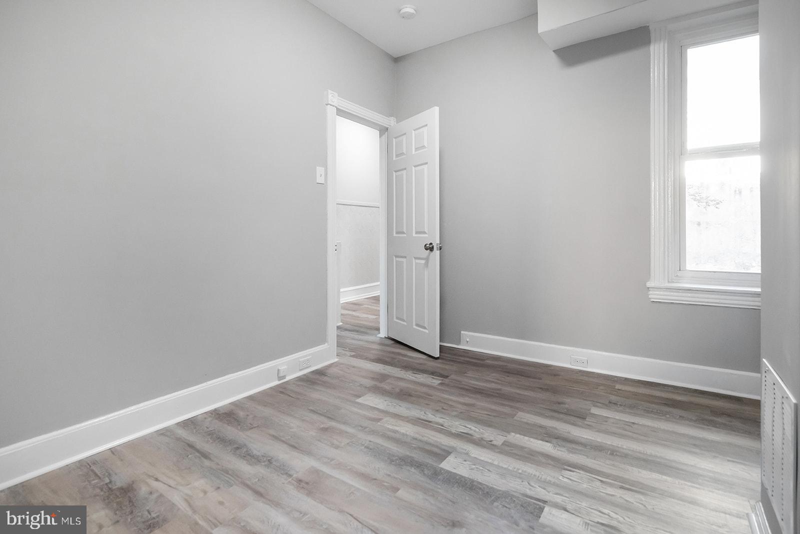 STRAWBERRY MANSION - Residential