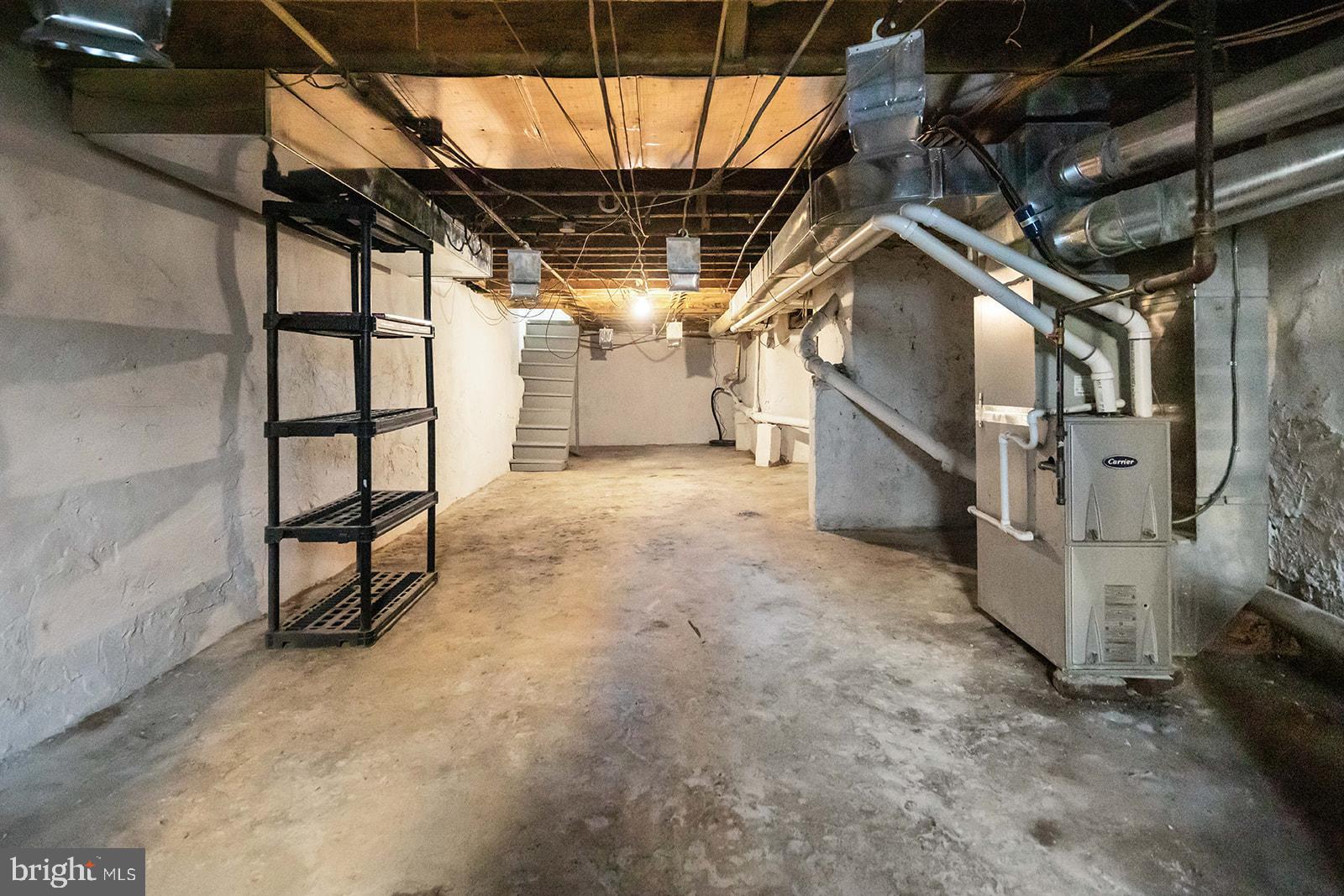 STRAWBERRY MANSION - Residential