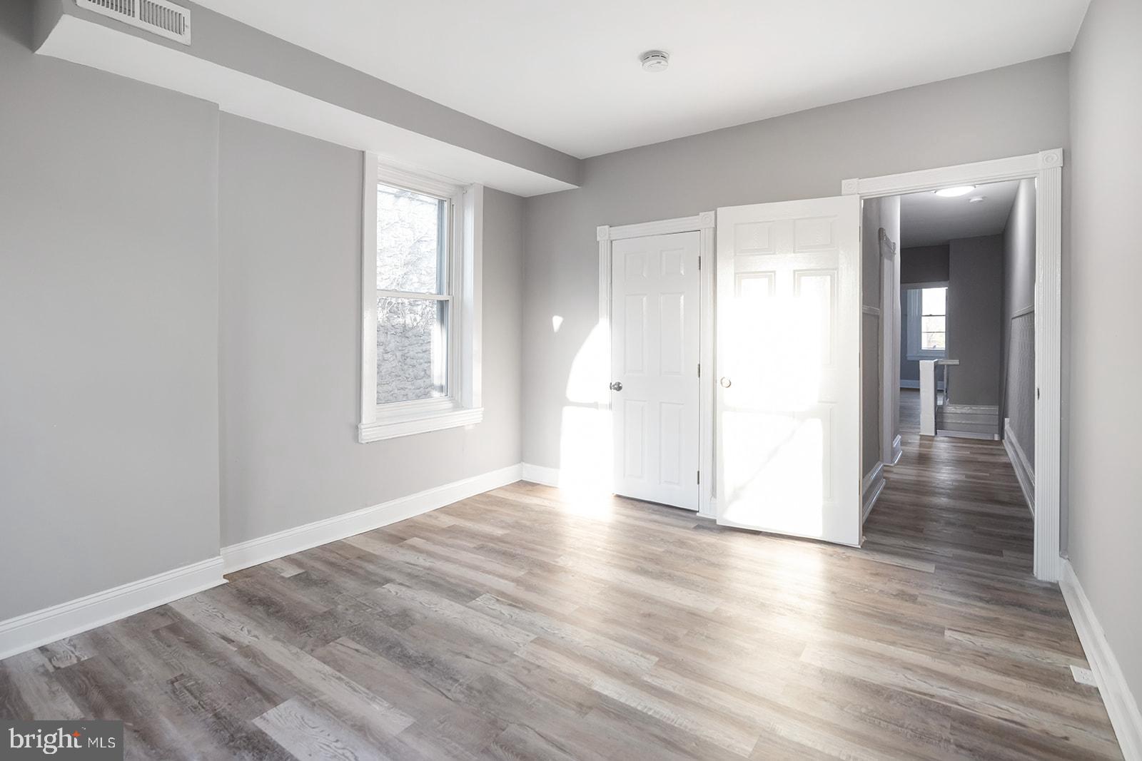 STRAWBERRY MANSION - Residential