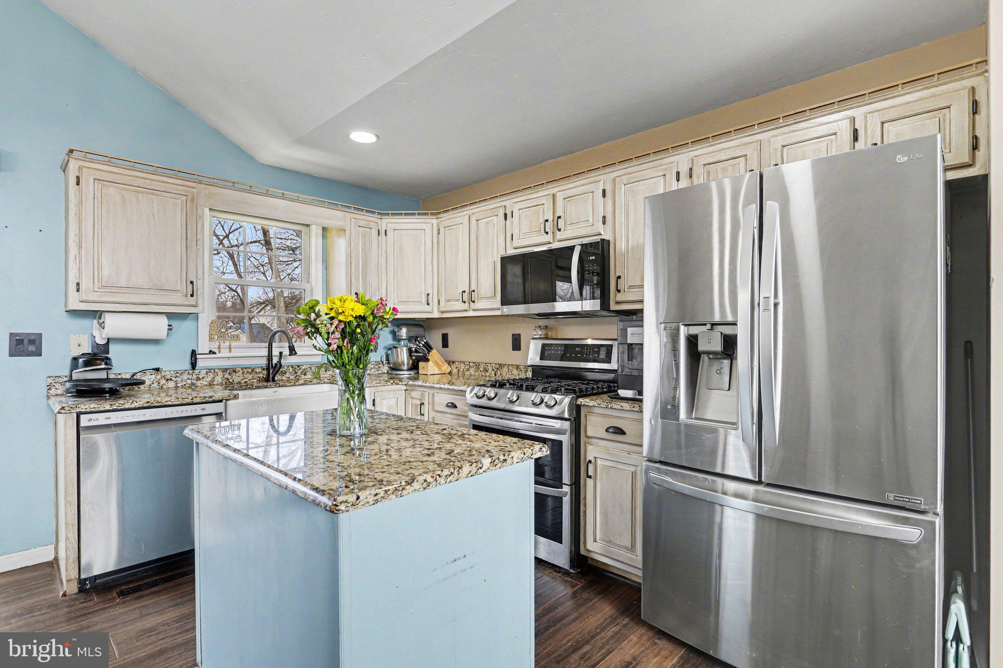 HERITAGE HILLS - Residential