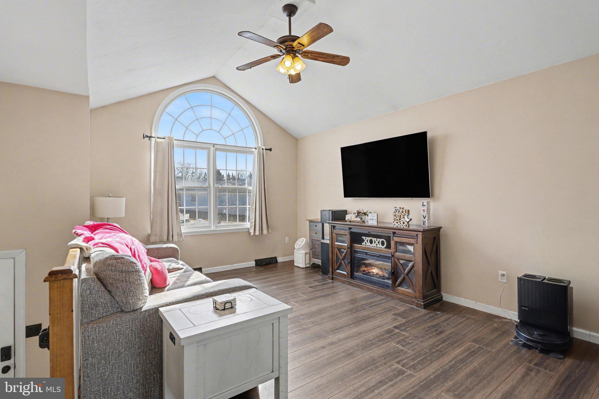 HERITAGE HILLS - Residential