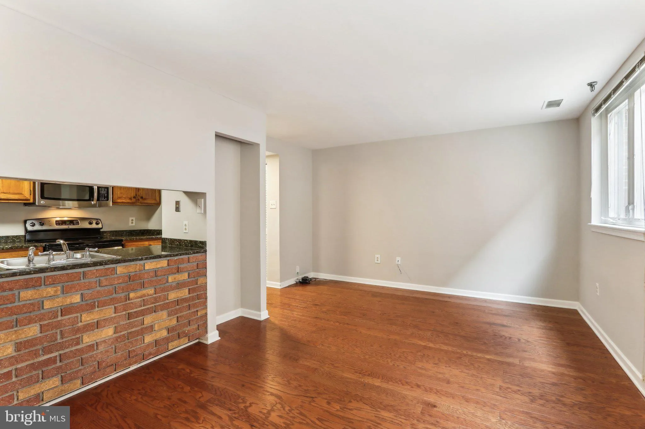 Philadelphia, Pennsylvania 19106, United States, 1 Bedroom Bedrooms, ,1 BathroomBathrooms,Residential,Active,47828