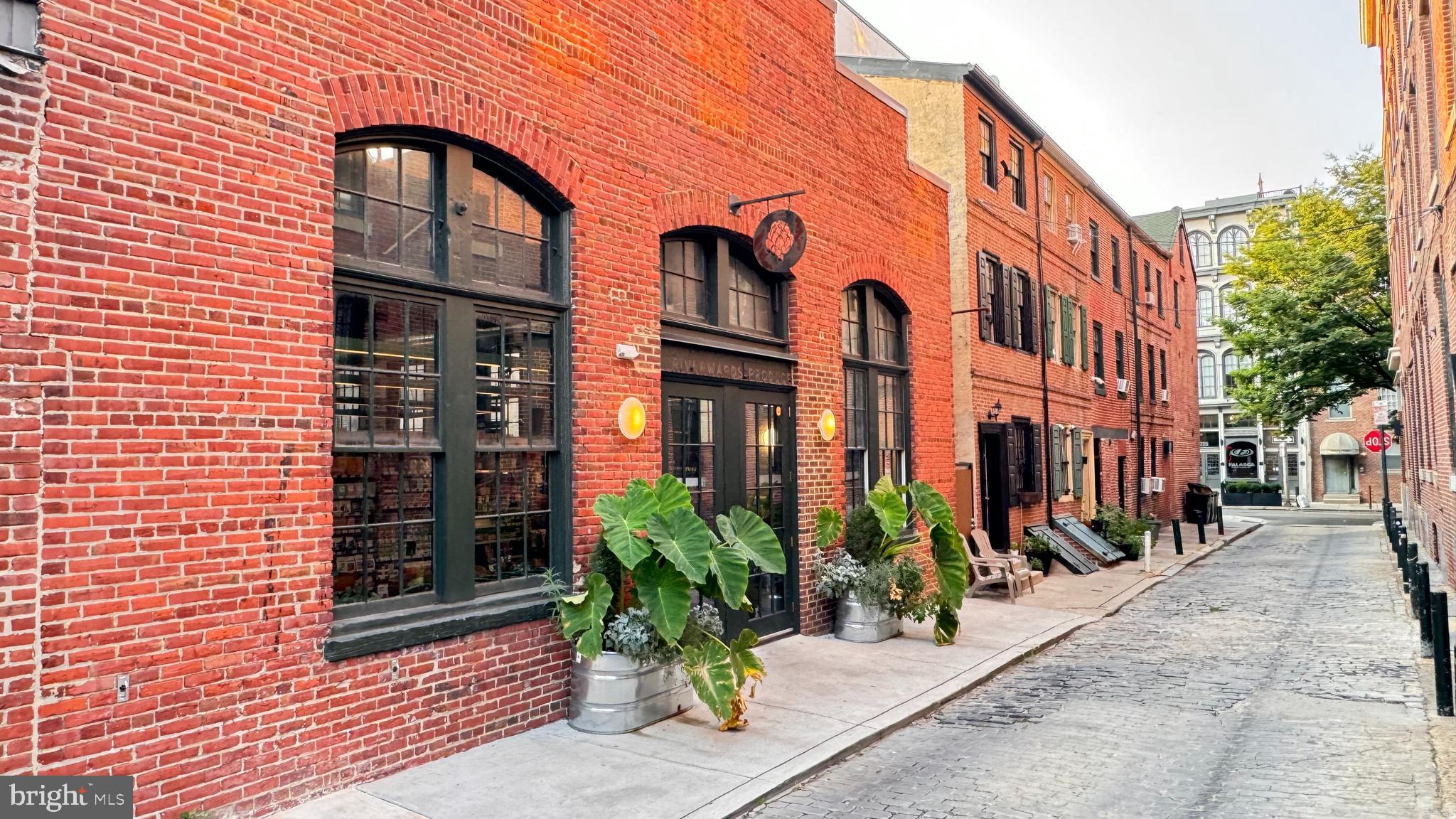 OLD CITY - Residential