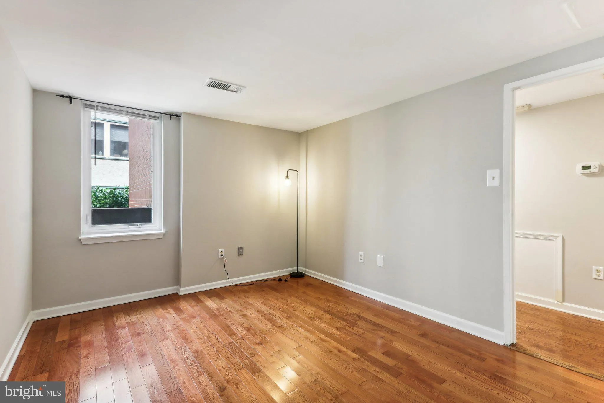 Philadelphia, Pennsylvania 19106, United States, 1 Bedroom Bedrooms, ,1 BathroomBathrooms,Residential,Active,47828