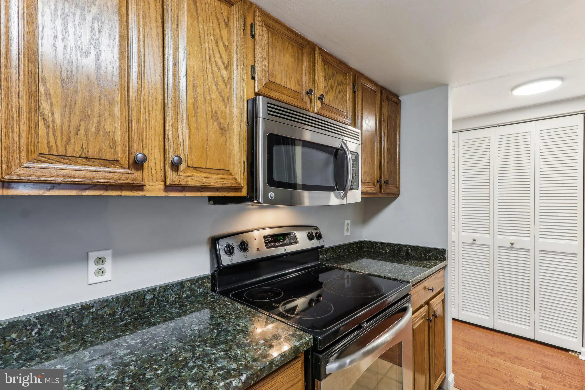 Philadelphia, Pennsylvania 19106, United States, 1 Bedroom Bedrooms, ,1 BathroomBathrooms,Residential,Active,47828