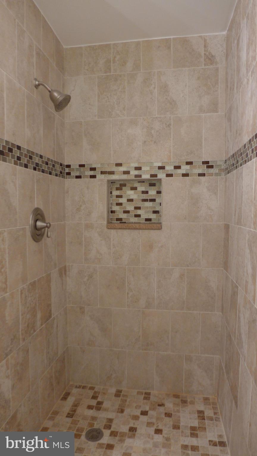 CALVERTON - Residential