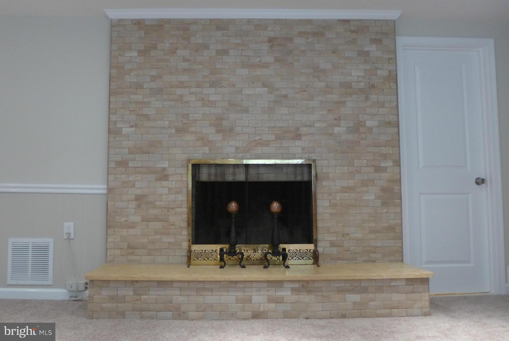 CALVERTON - Residential