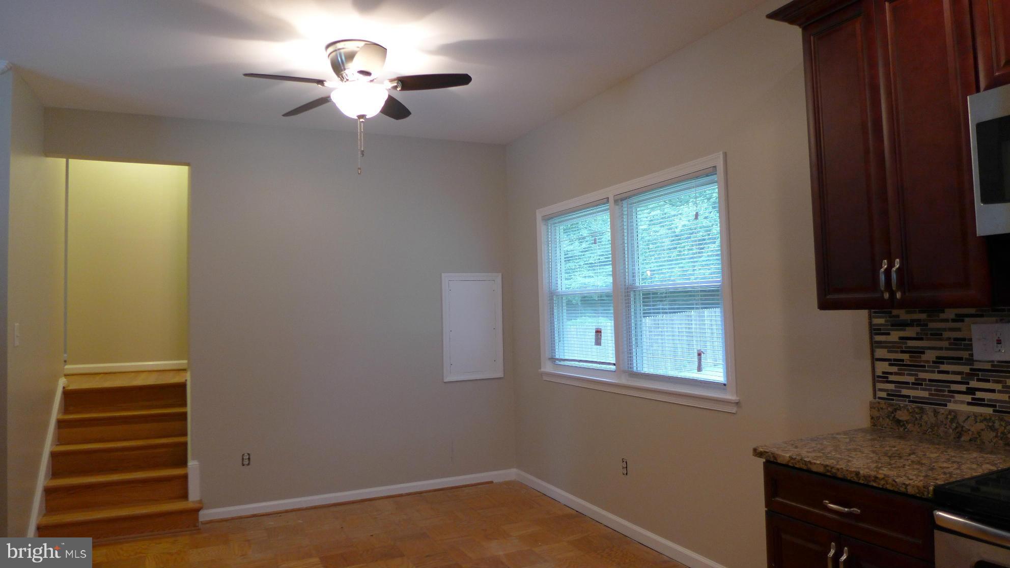 CALVERTON - Residential