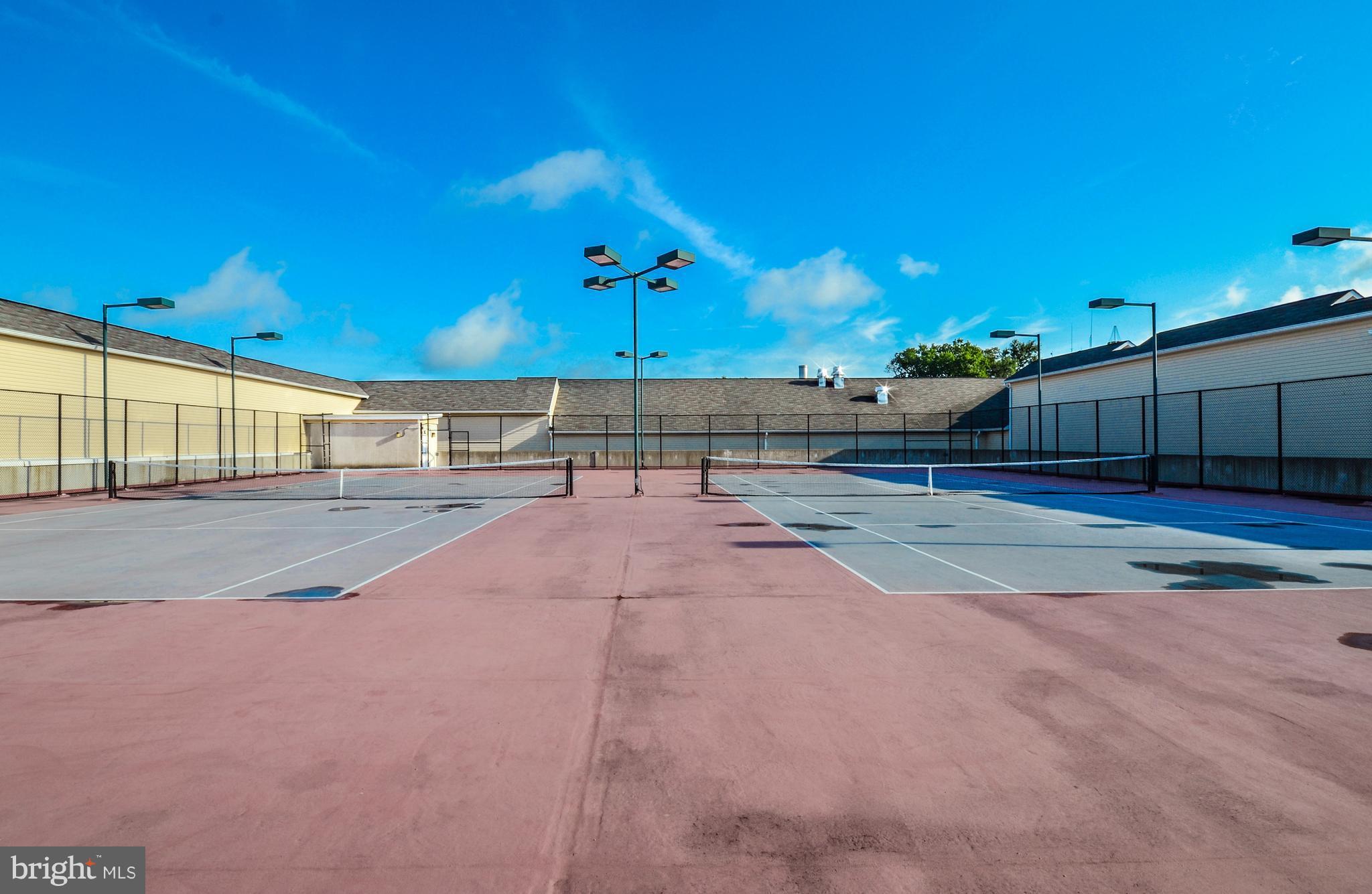 HIGH VIEW AT HUNT VALLEY - Residential