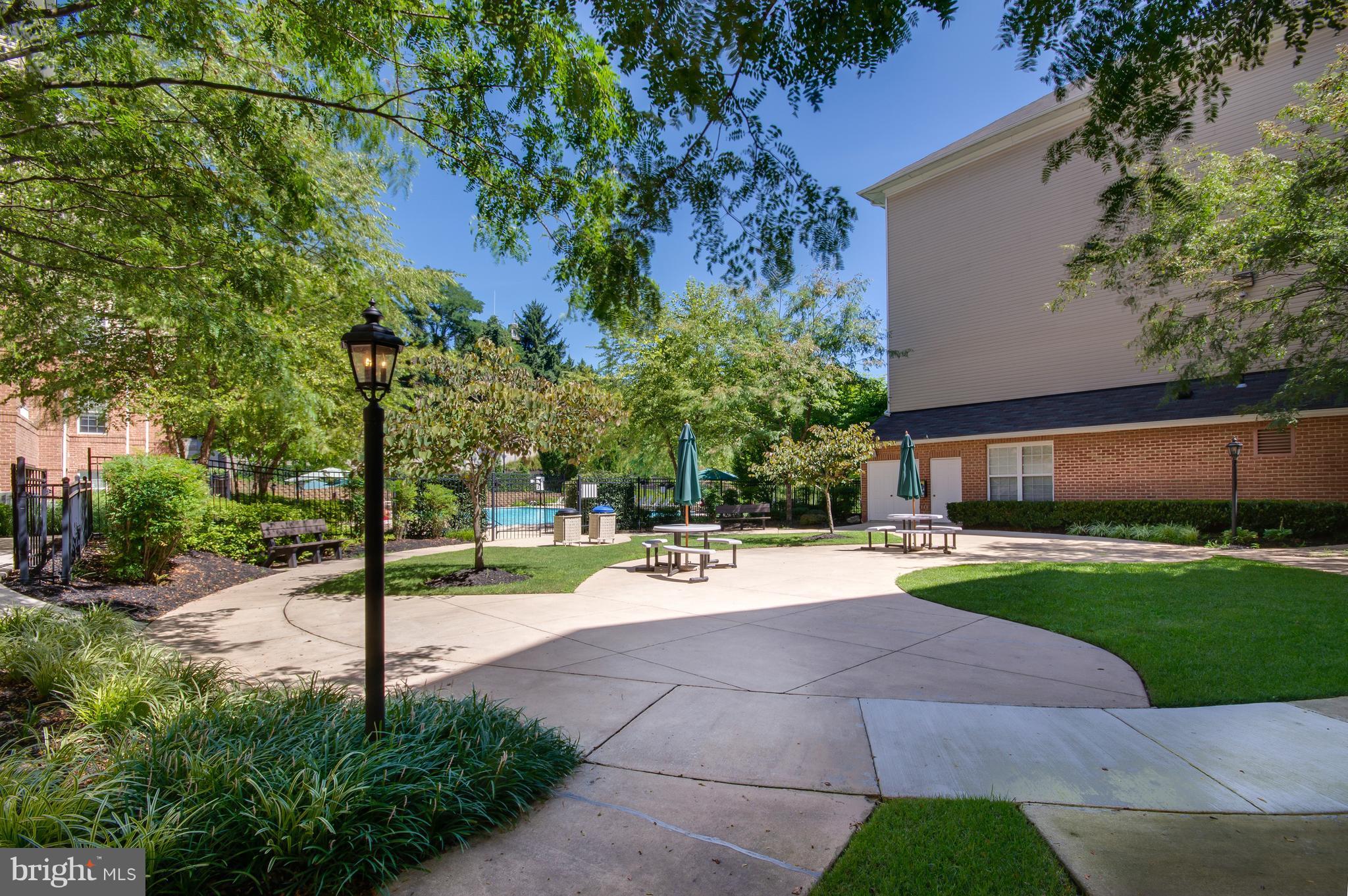 HIGH VIEW AT HUNT VALLEY - Residential