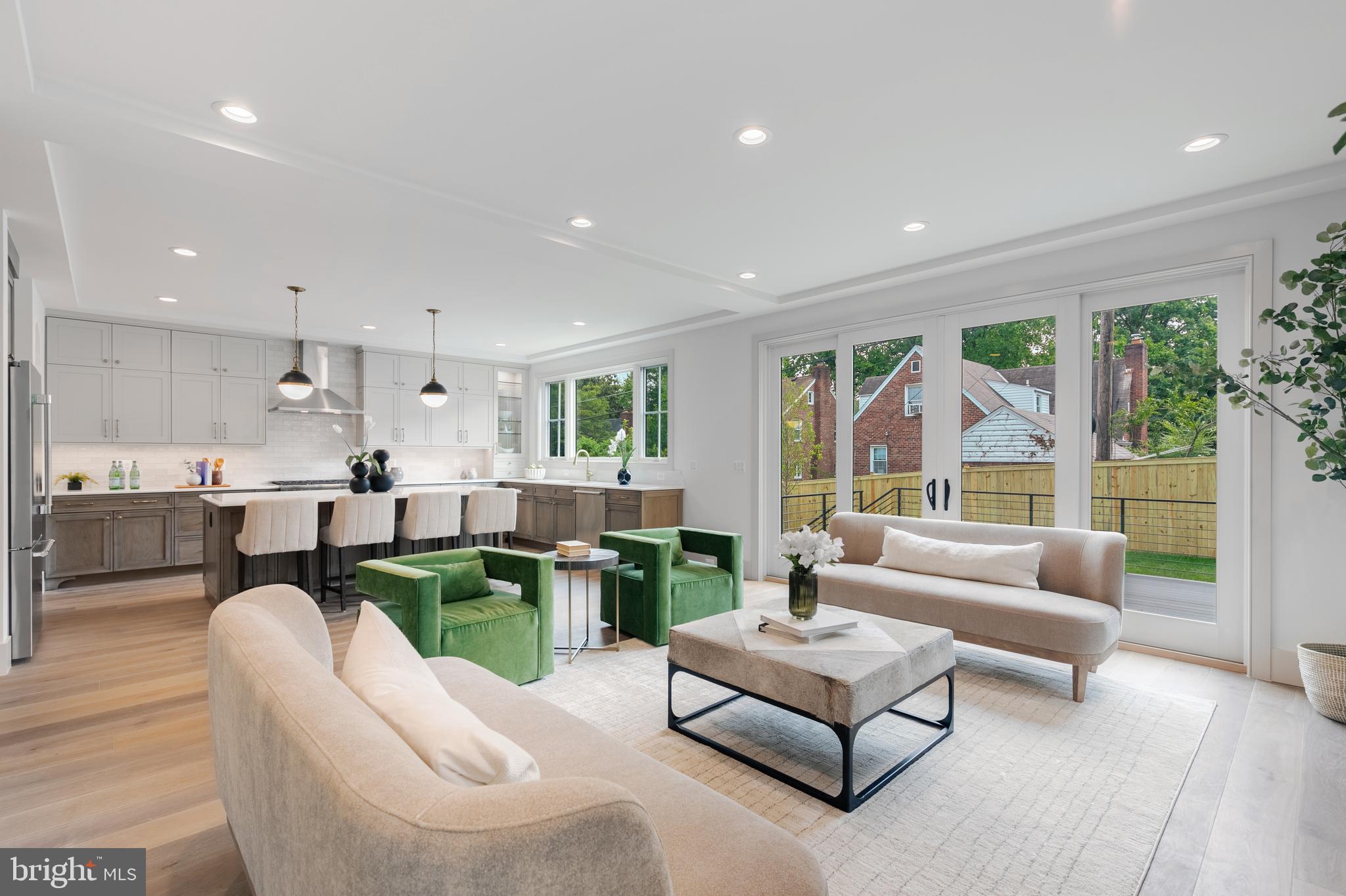 WAYCROFT - WOODLAWN - Residential