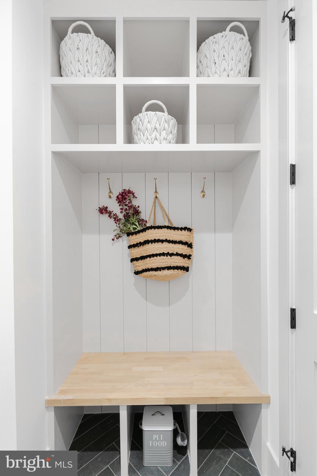 WAYCROFT - WOODLAWN - Residential