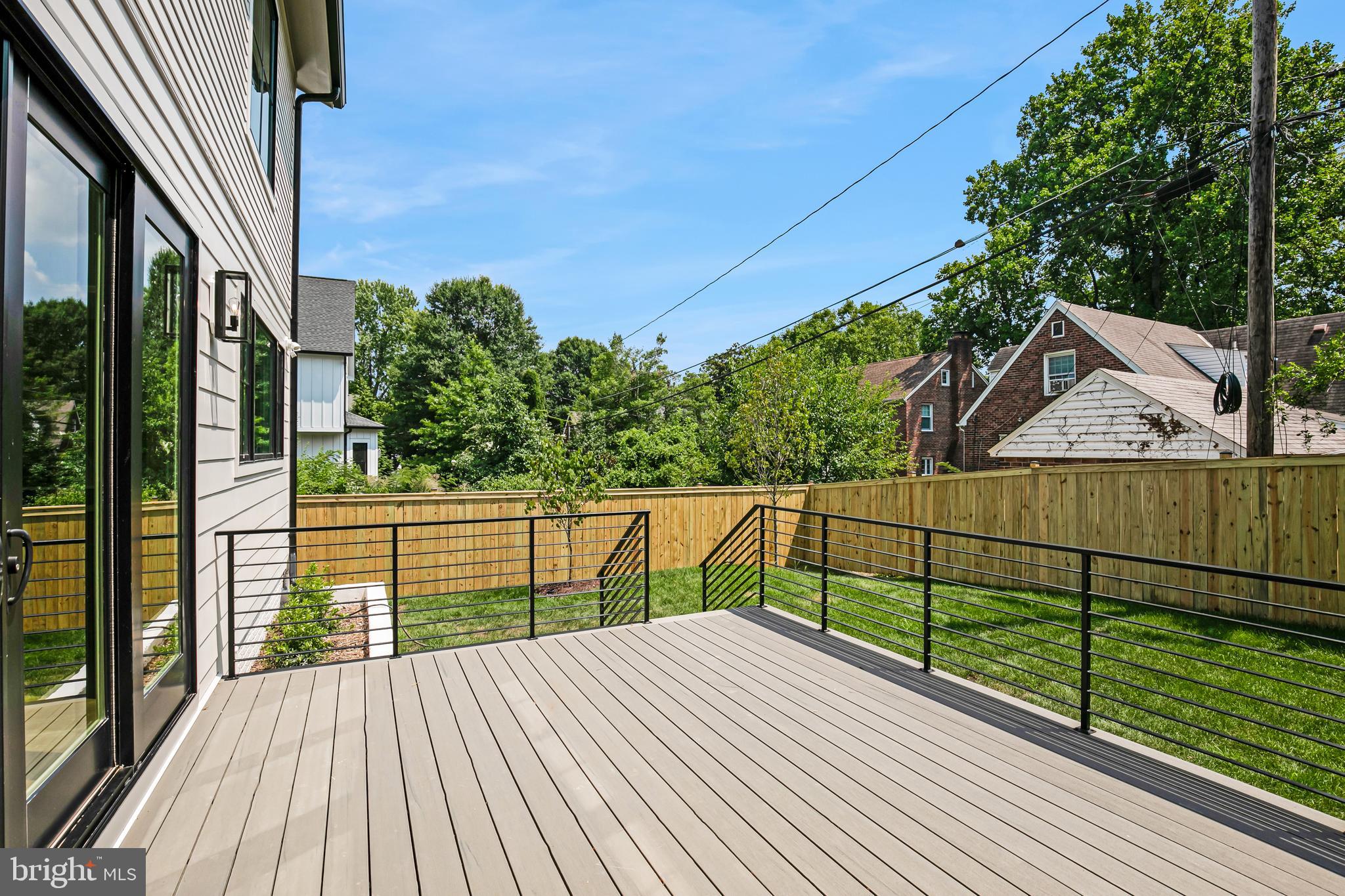 WAYCROFT - WOODLAWN - Residential