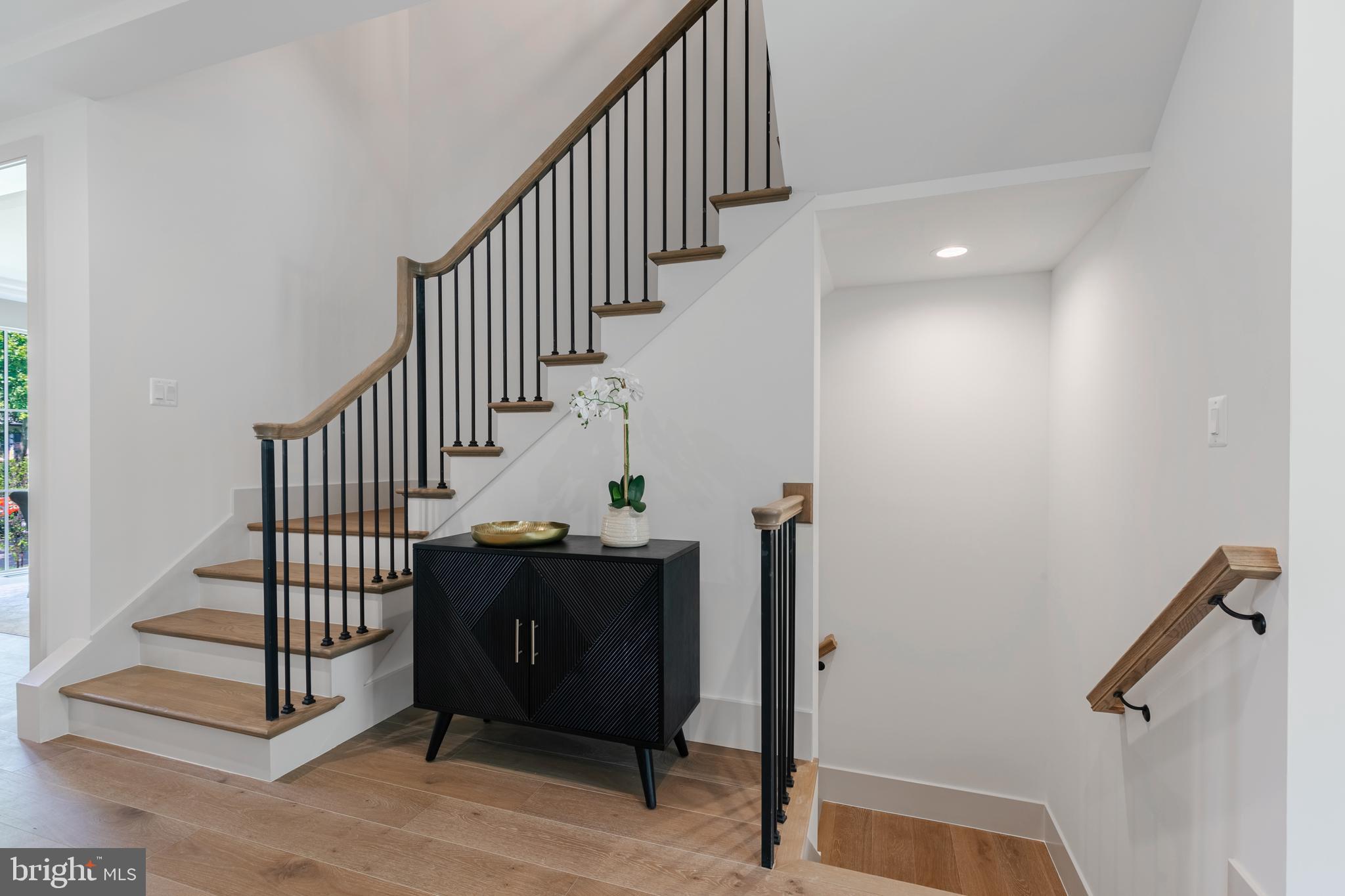 WAYCROFT - WOODLAWN - Residential