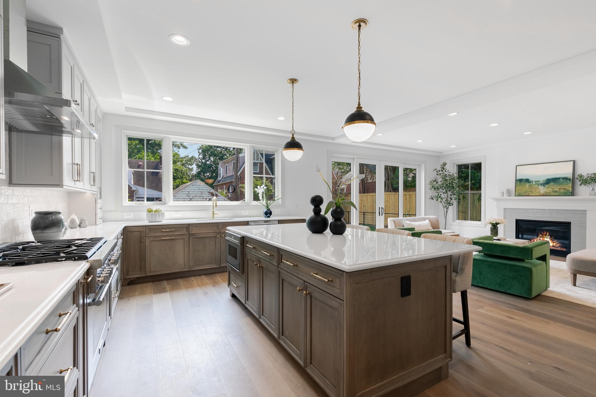 WAYCROFT - WOODLAWN - Residential