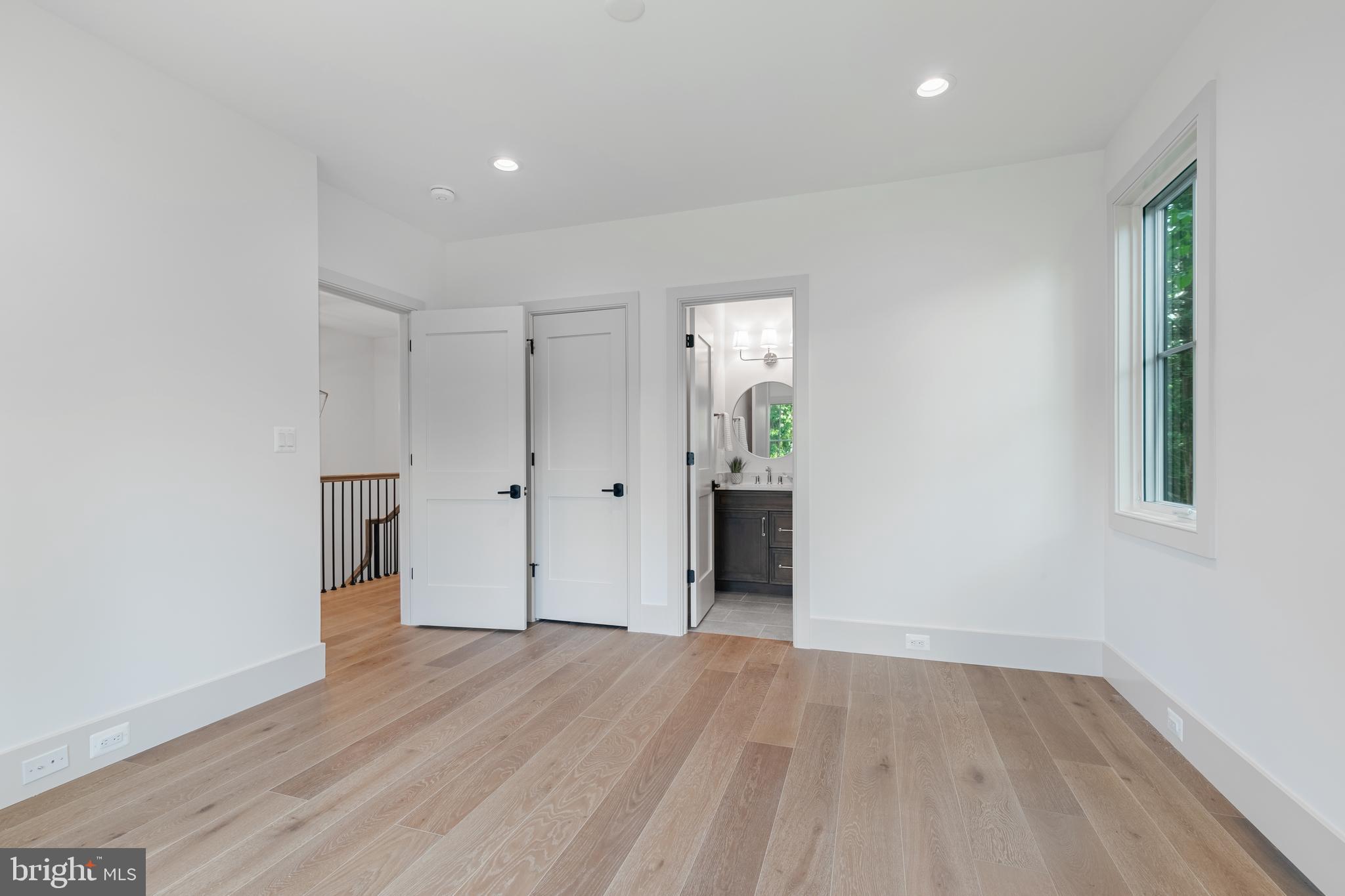 WAYCROFT - WOODLAWN - Residential