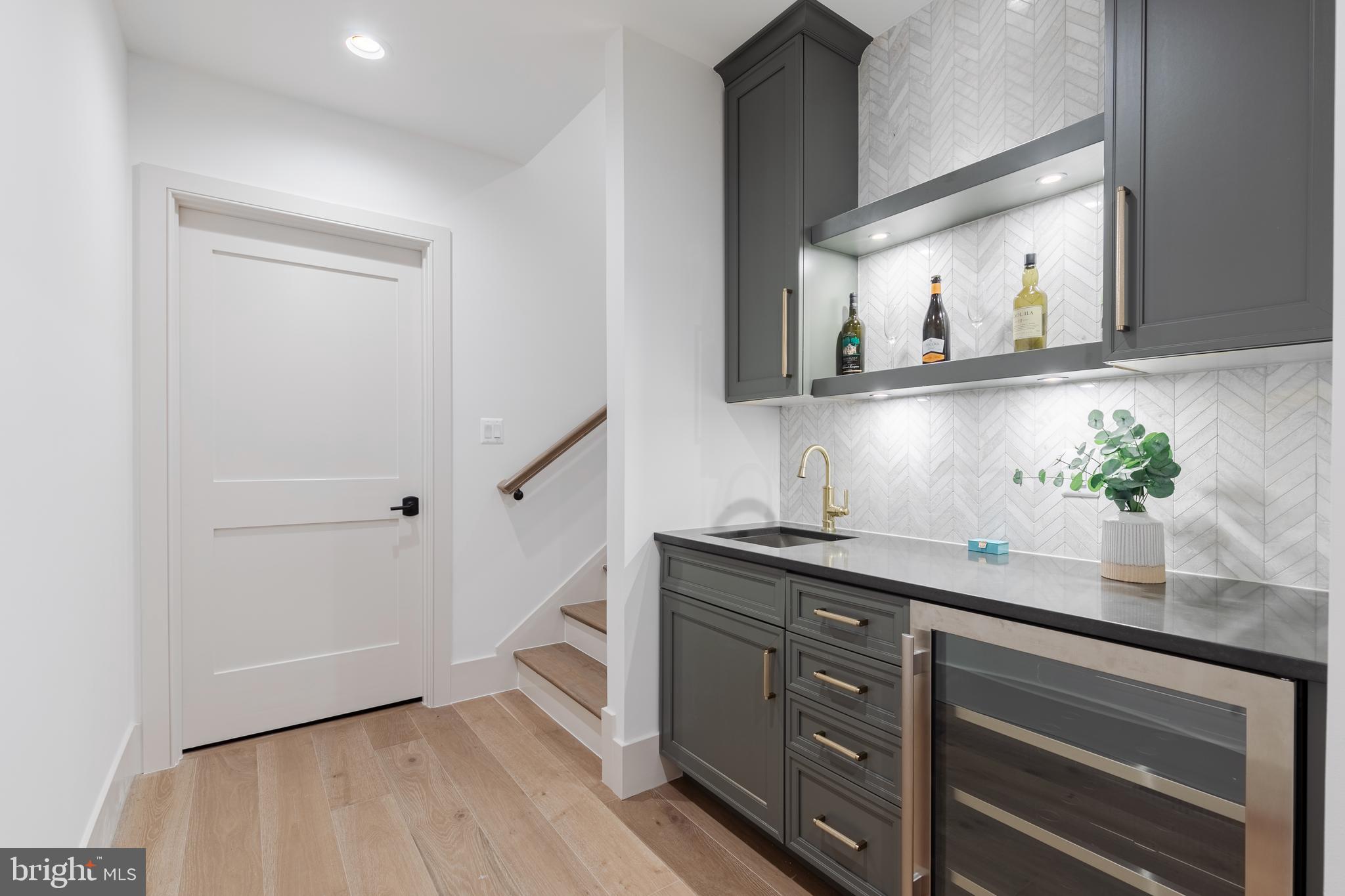 WAYCROFT - WOODLAWN - Residential