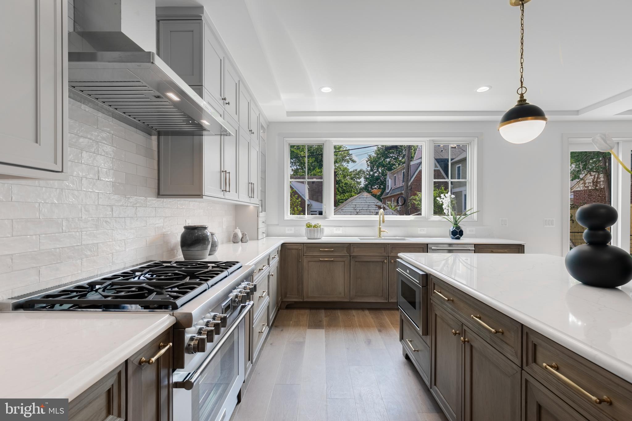 WAYCROFT - WOODLAWN - Residential