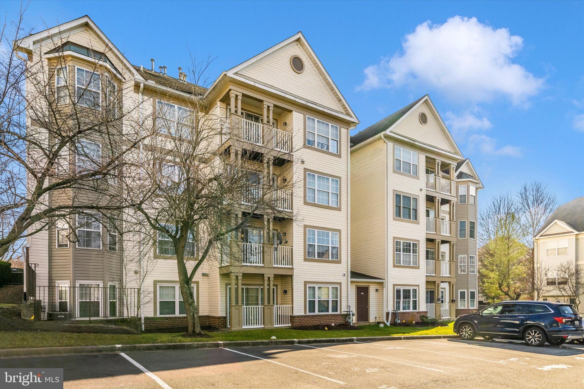 SPRING RIDGE - Residential