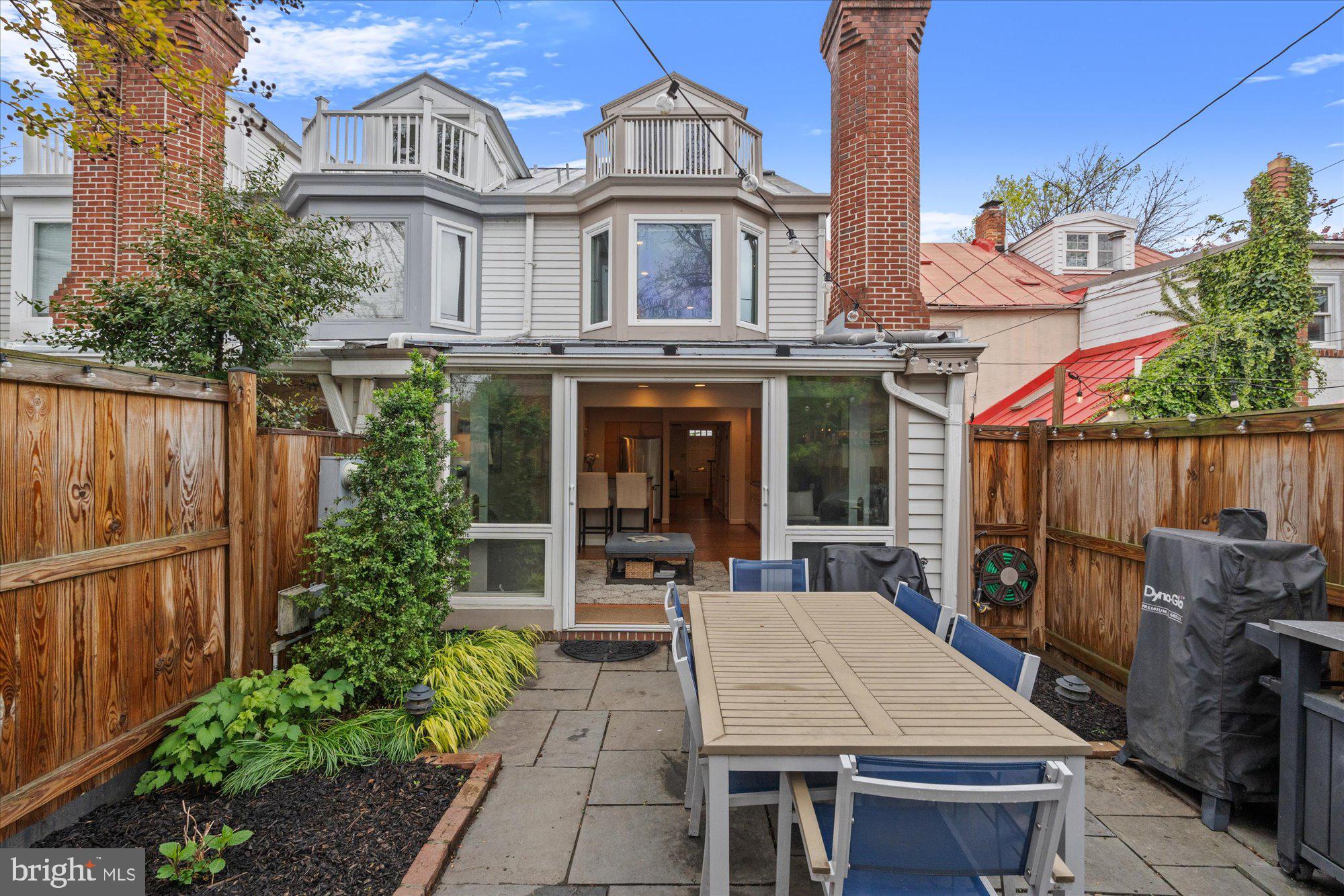 OLD TOWN - Residential