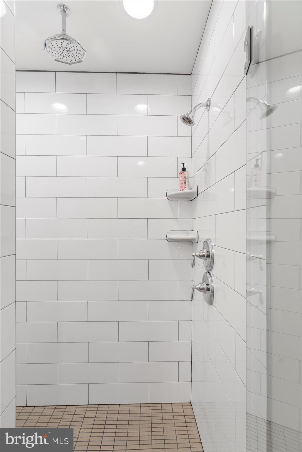 CANTON - Residential Lease