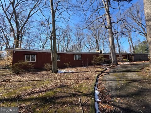 17 CARDINAL DRIVE MOORESTOWN NJ 08057