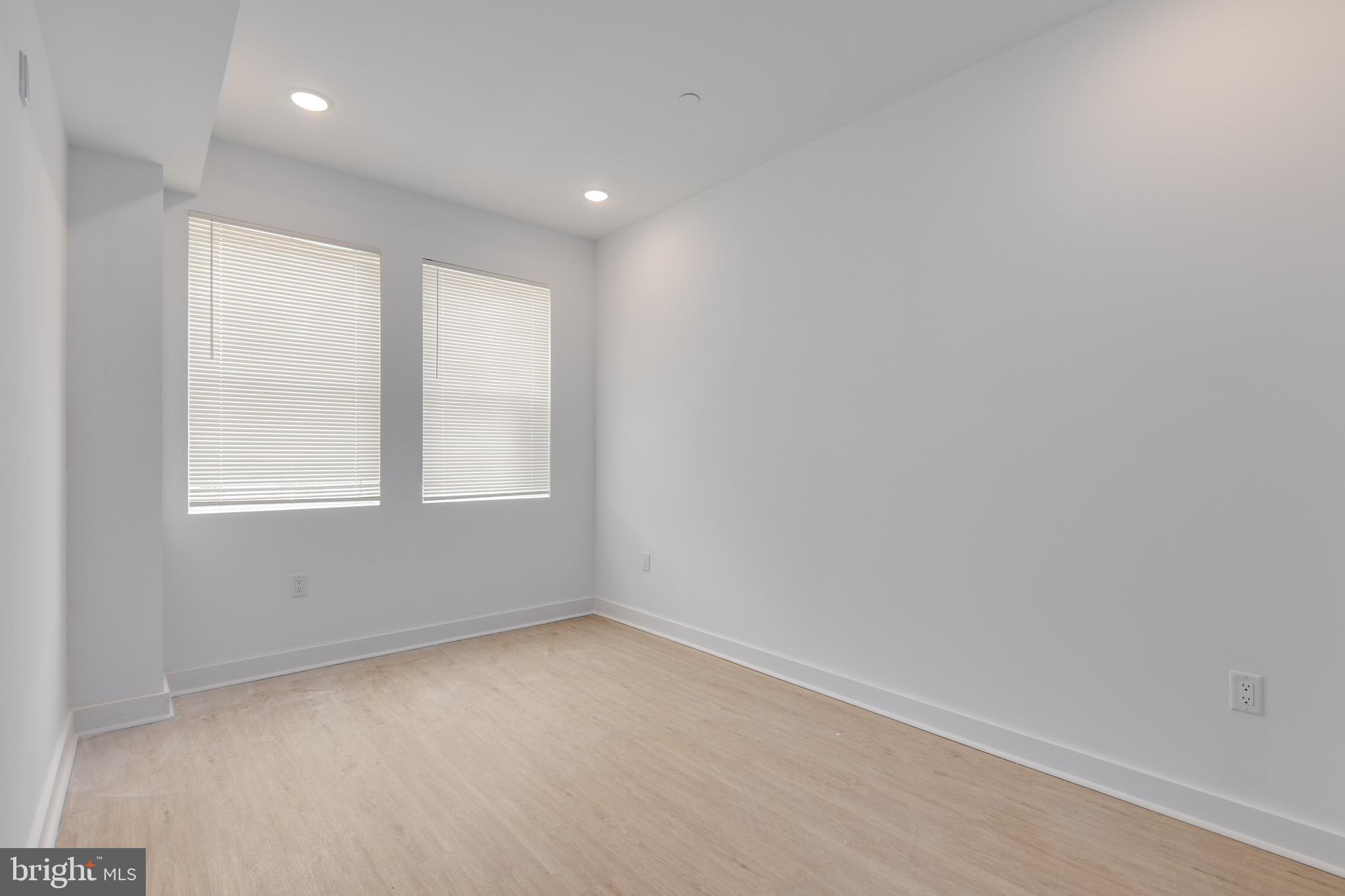 4153 MANTUA AVENUE 2