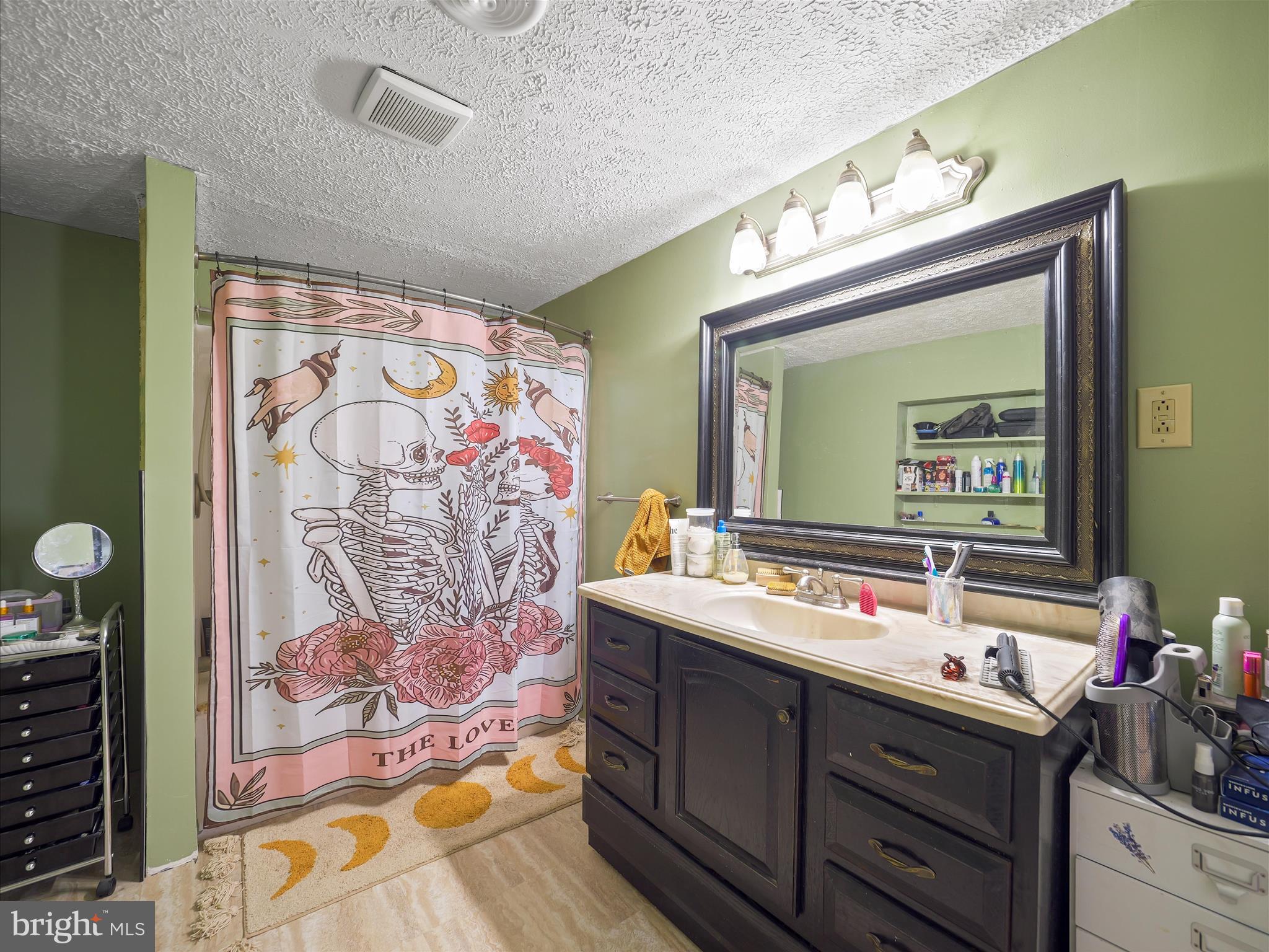 ARDEN DISTRICT - Residential