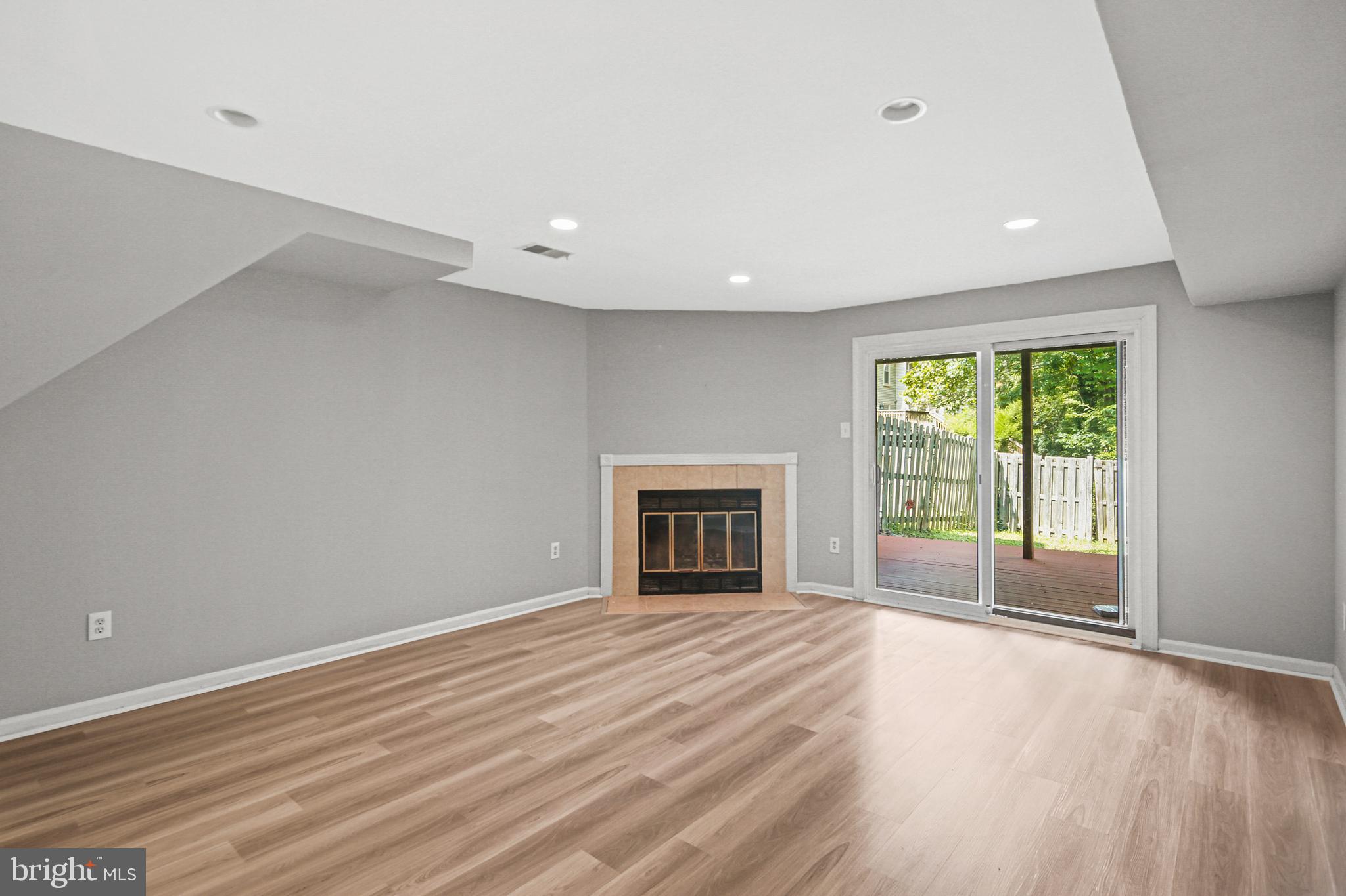 ASPENWOOD - Residential