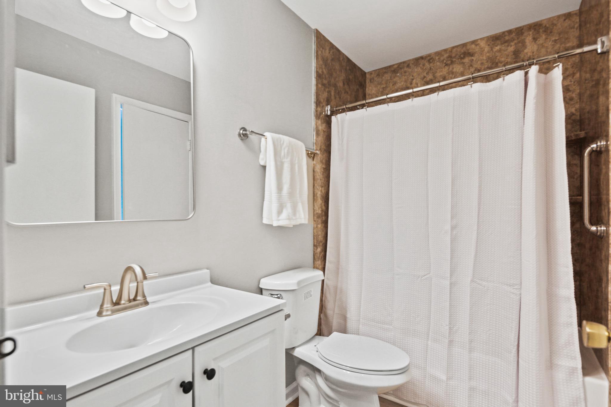 ASPENWOOD - Residential