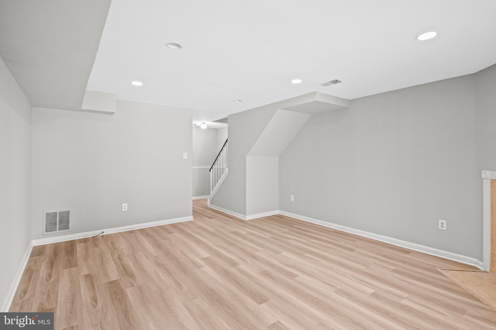 ASPENWOOD - Residential