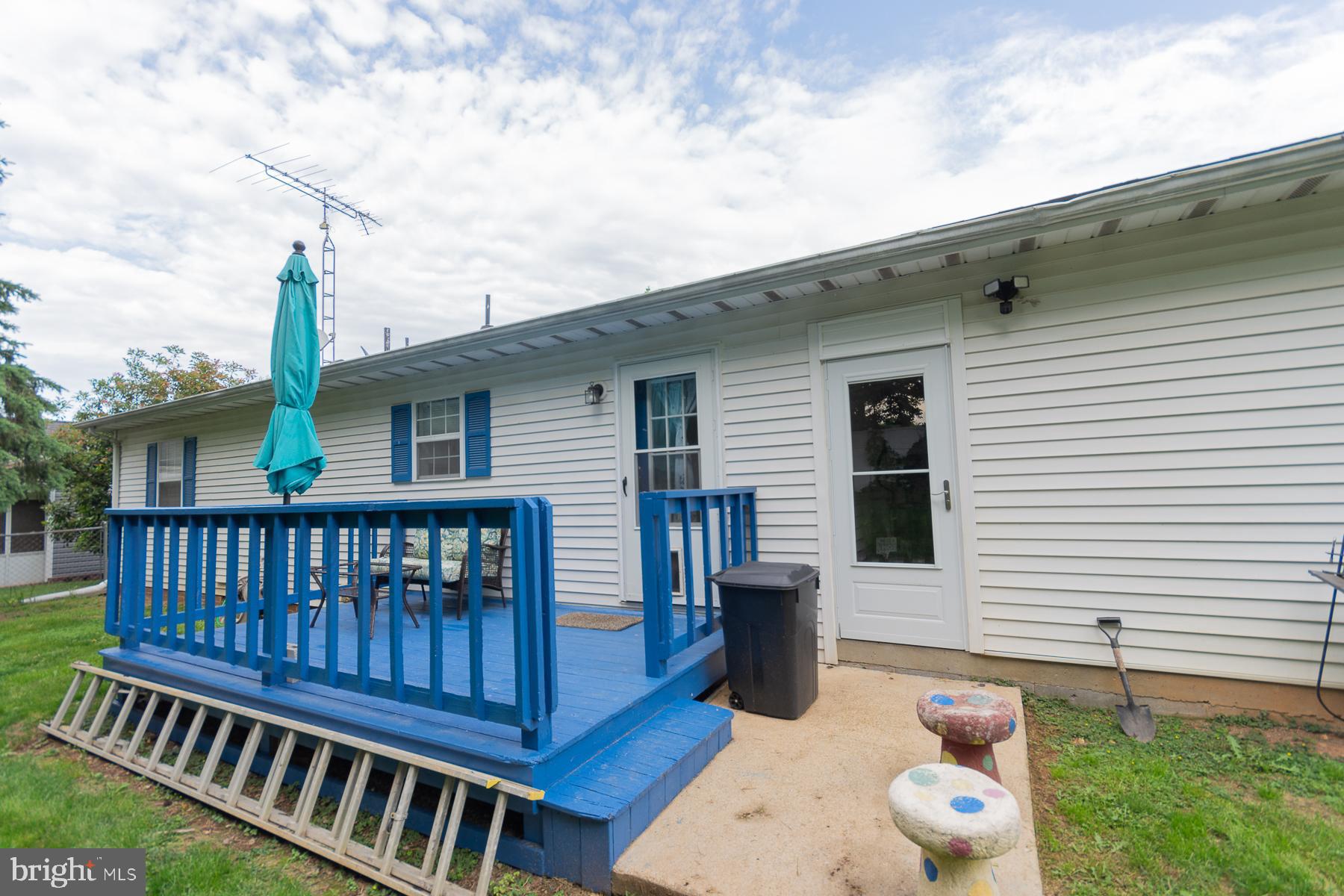 PIKEVIEW ACRES - Residential