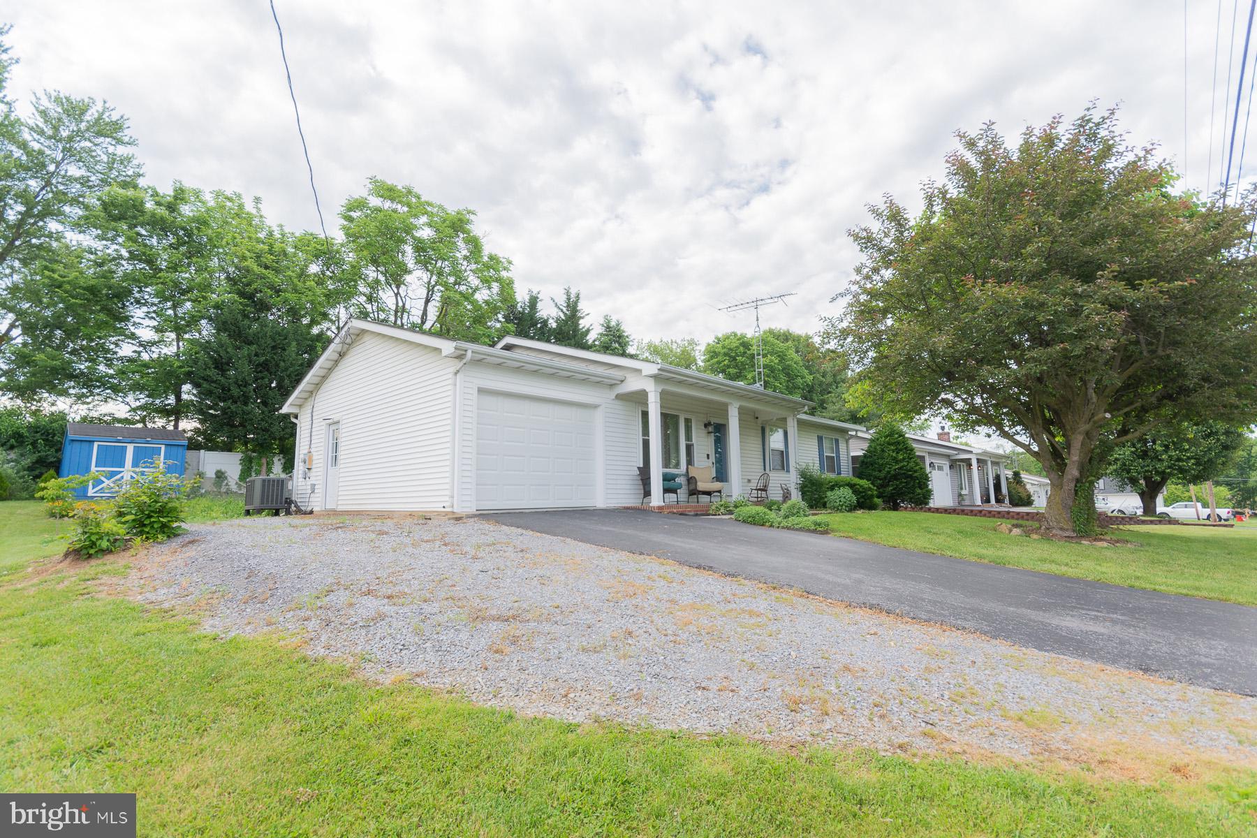 PIKEVIEW ACRES - Residential