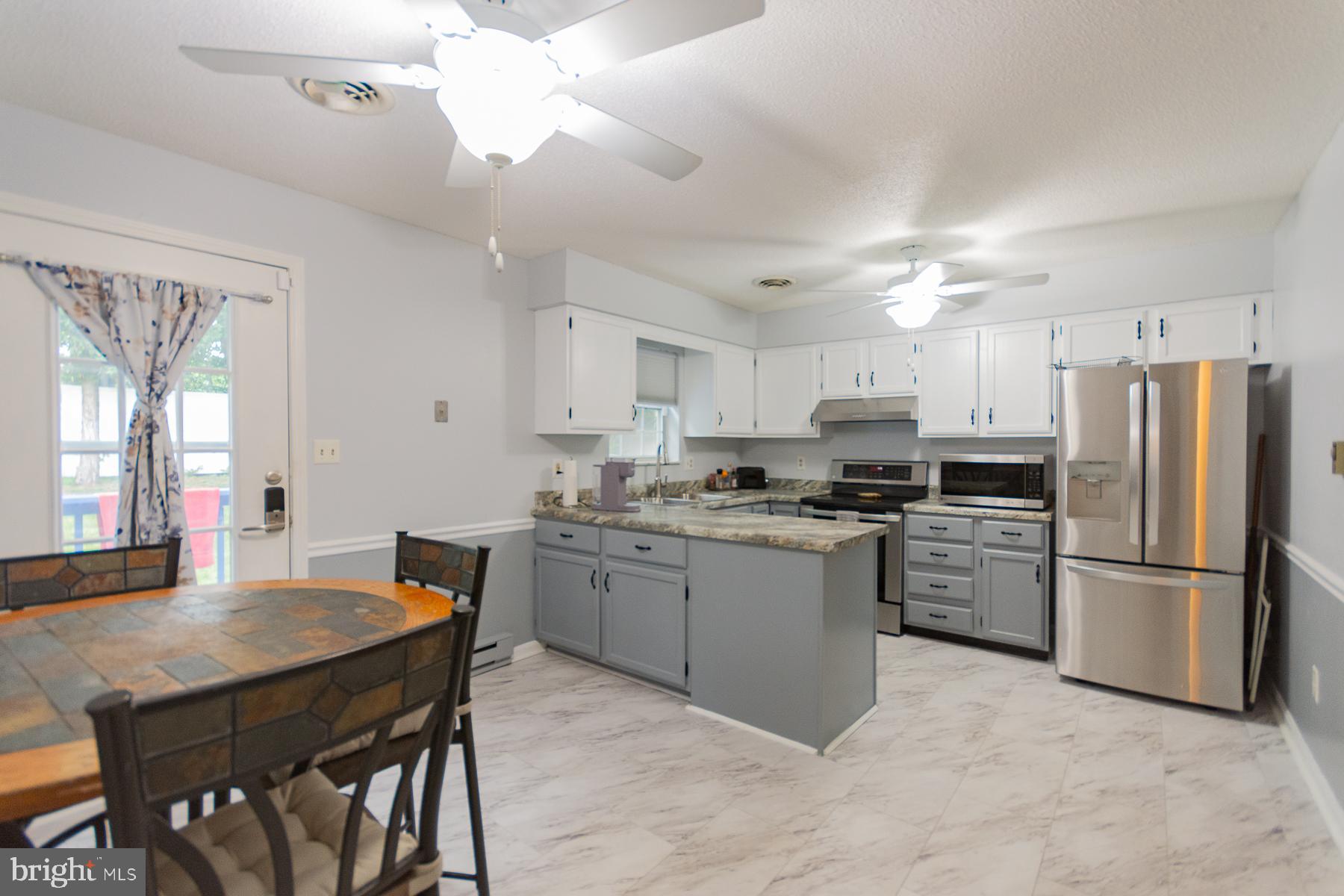 PIKEVIEW ACRES - Residential