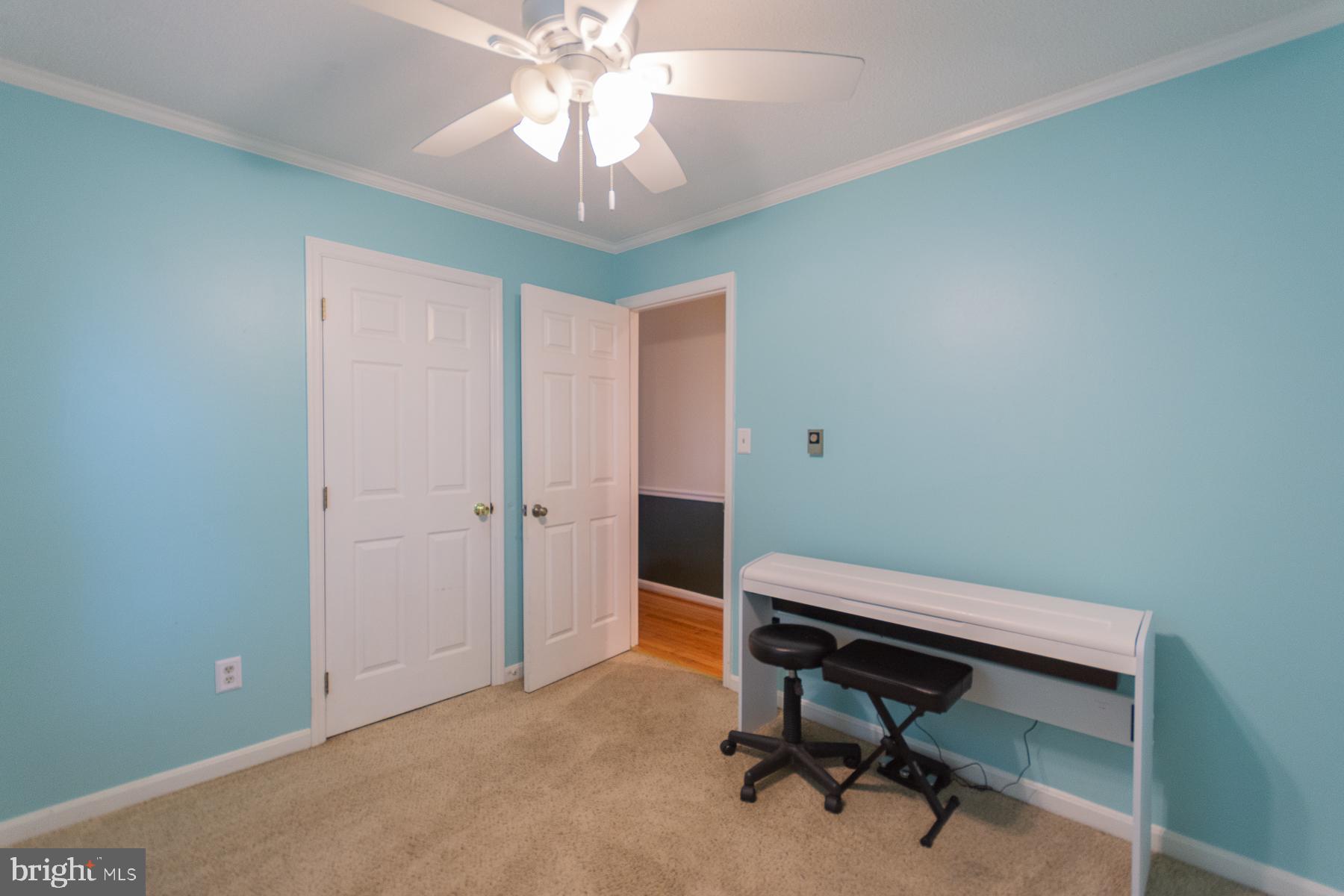 PIKEVIEW ACRES - Residential