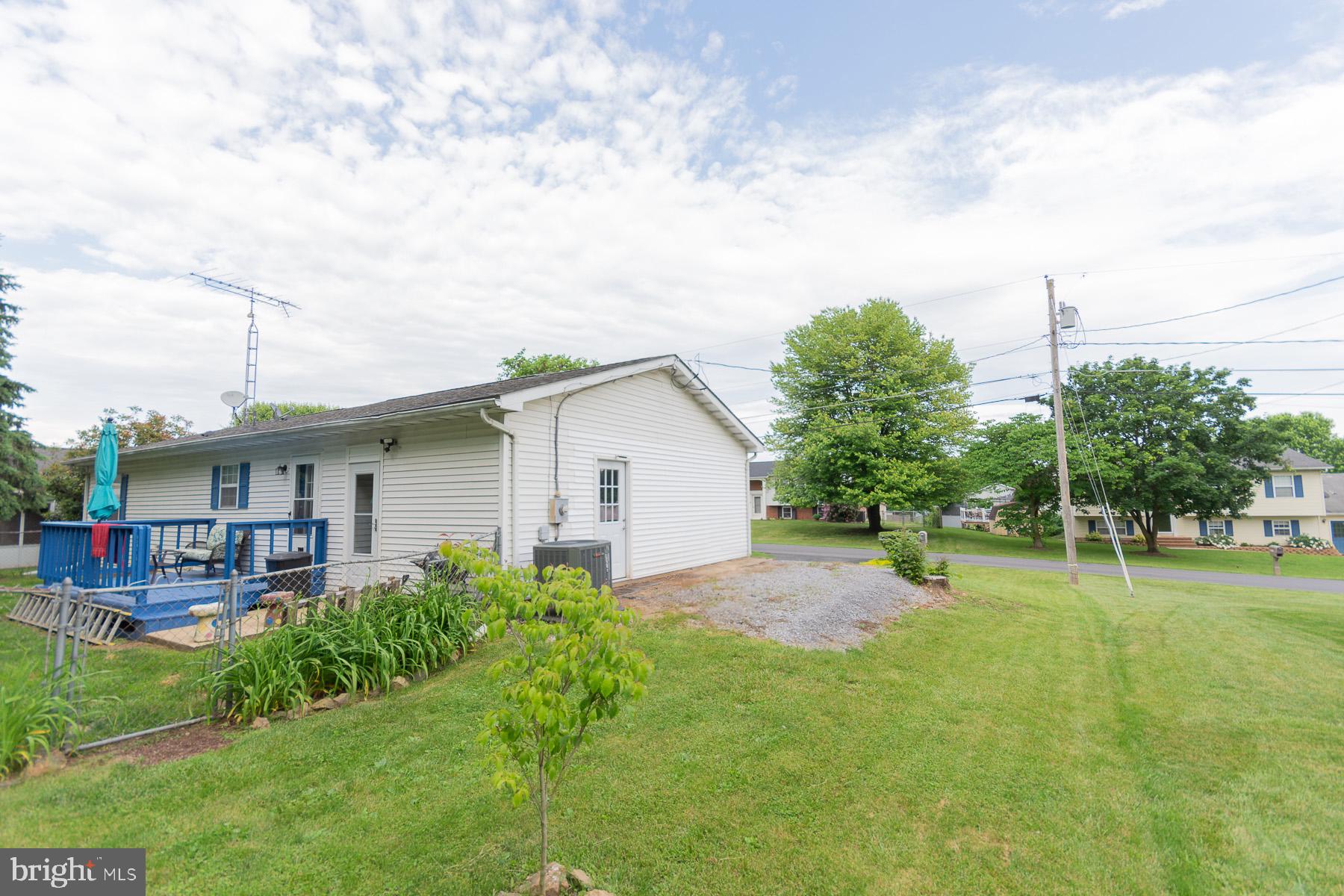 PIKEVIEW ACRES - Residential