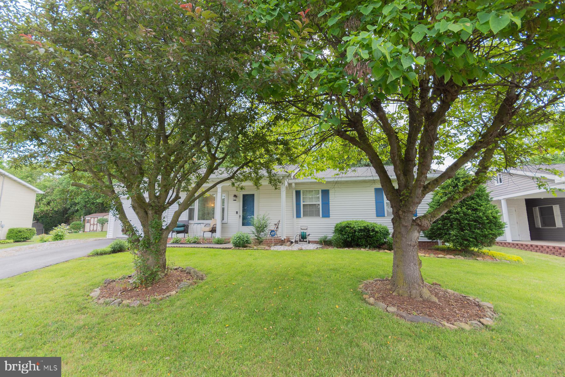 PIKEVIEW ACRES - Residential