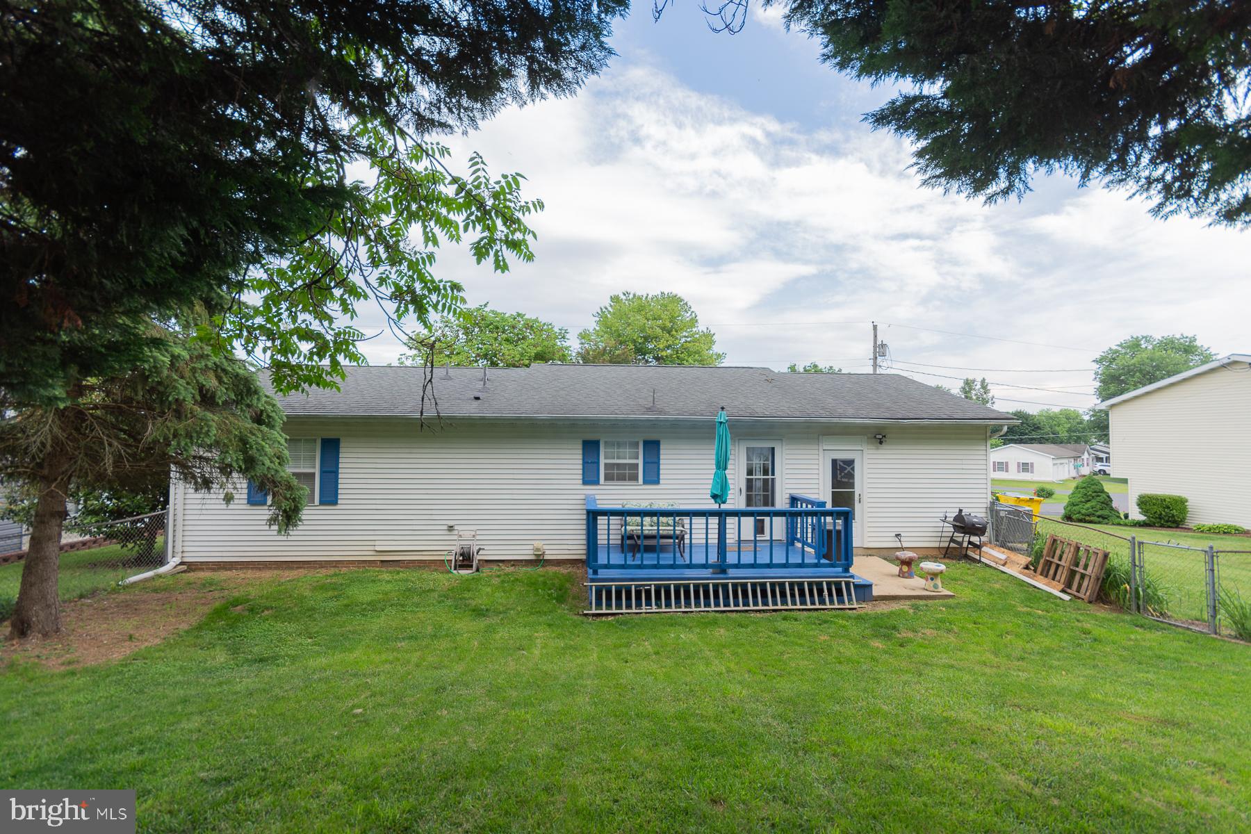 PIKEVIEW ACRES - Residential