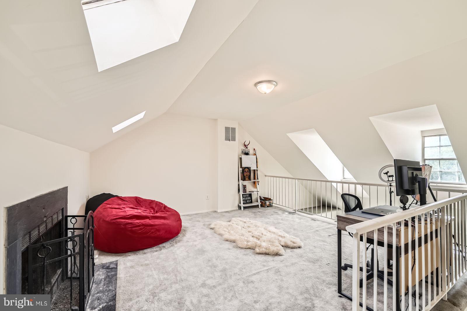 WATERFORD PLACE - Residential Lease