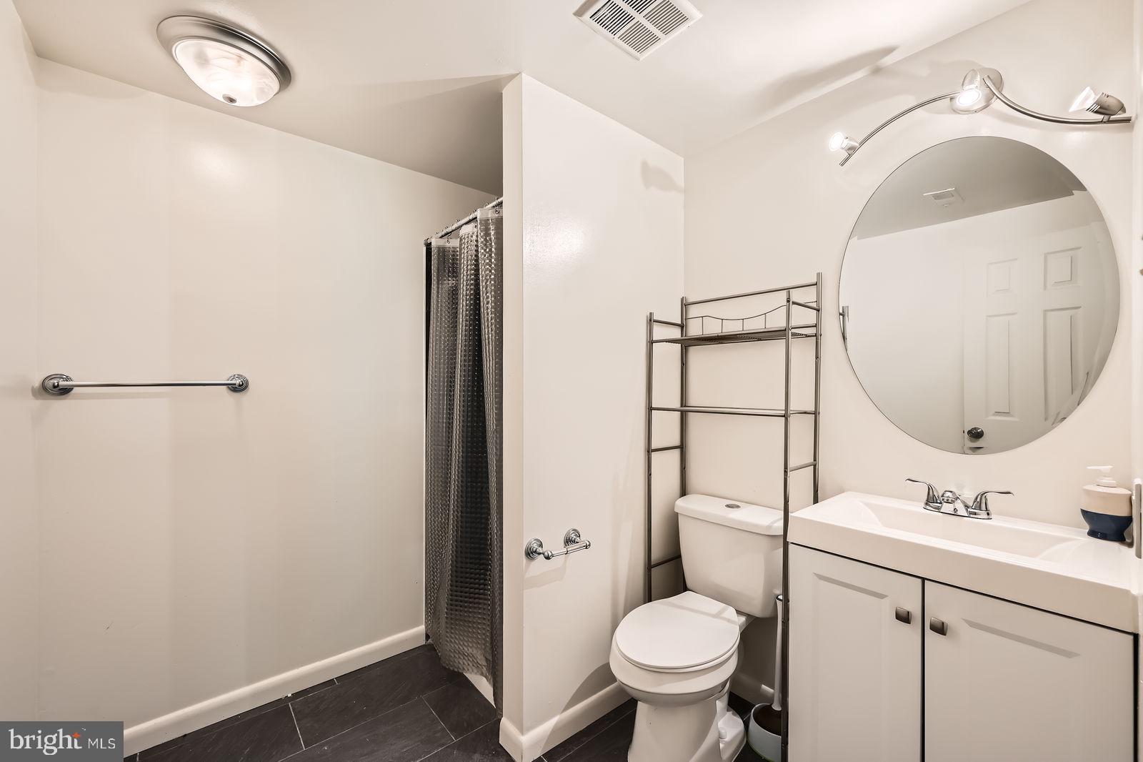 WATERFORD PLACE - Residential Lease