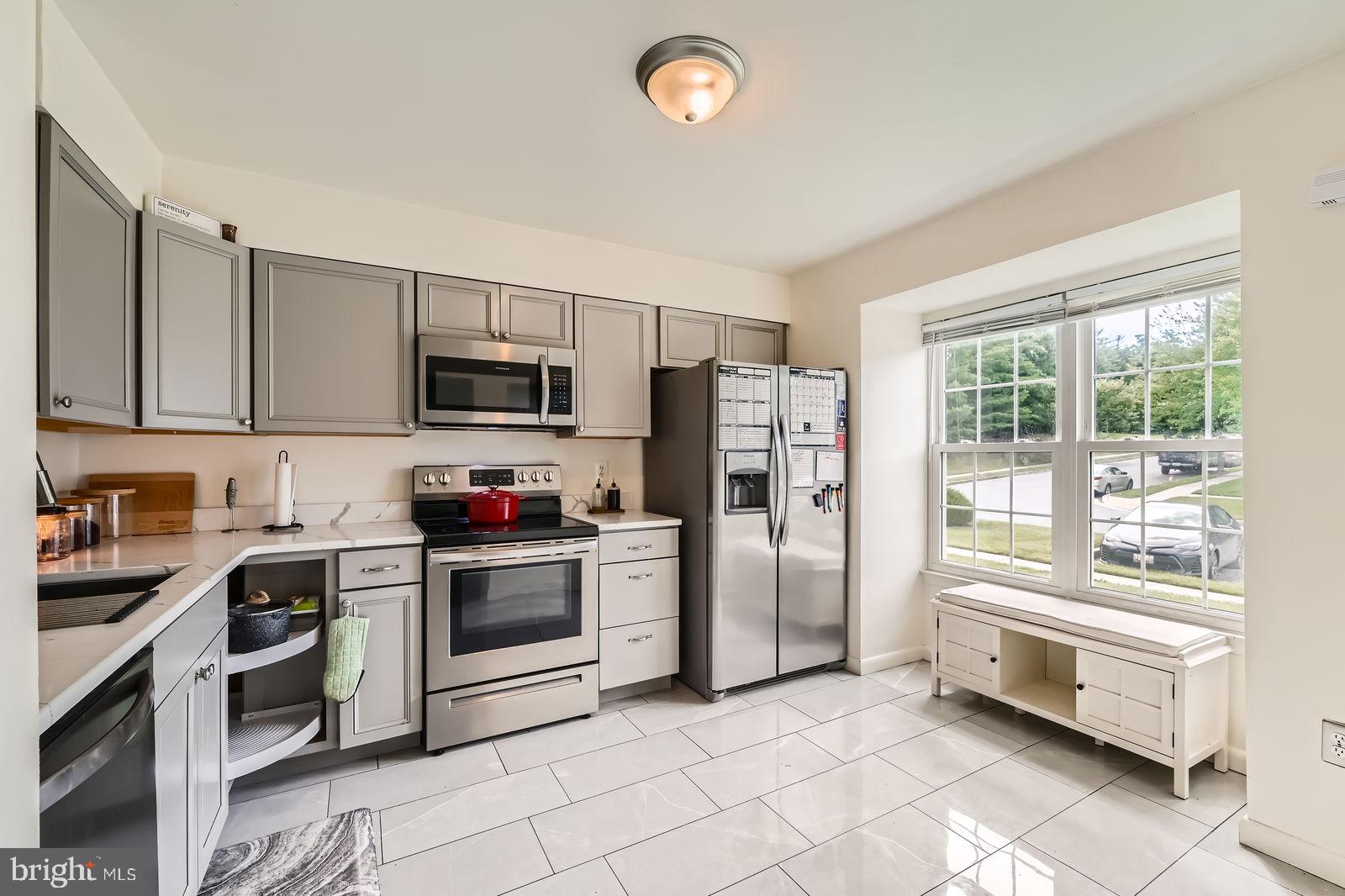 WATERFORD PLACE - Residential Lease