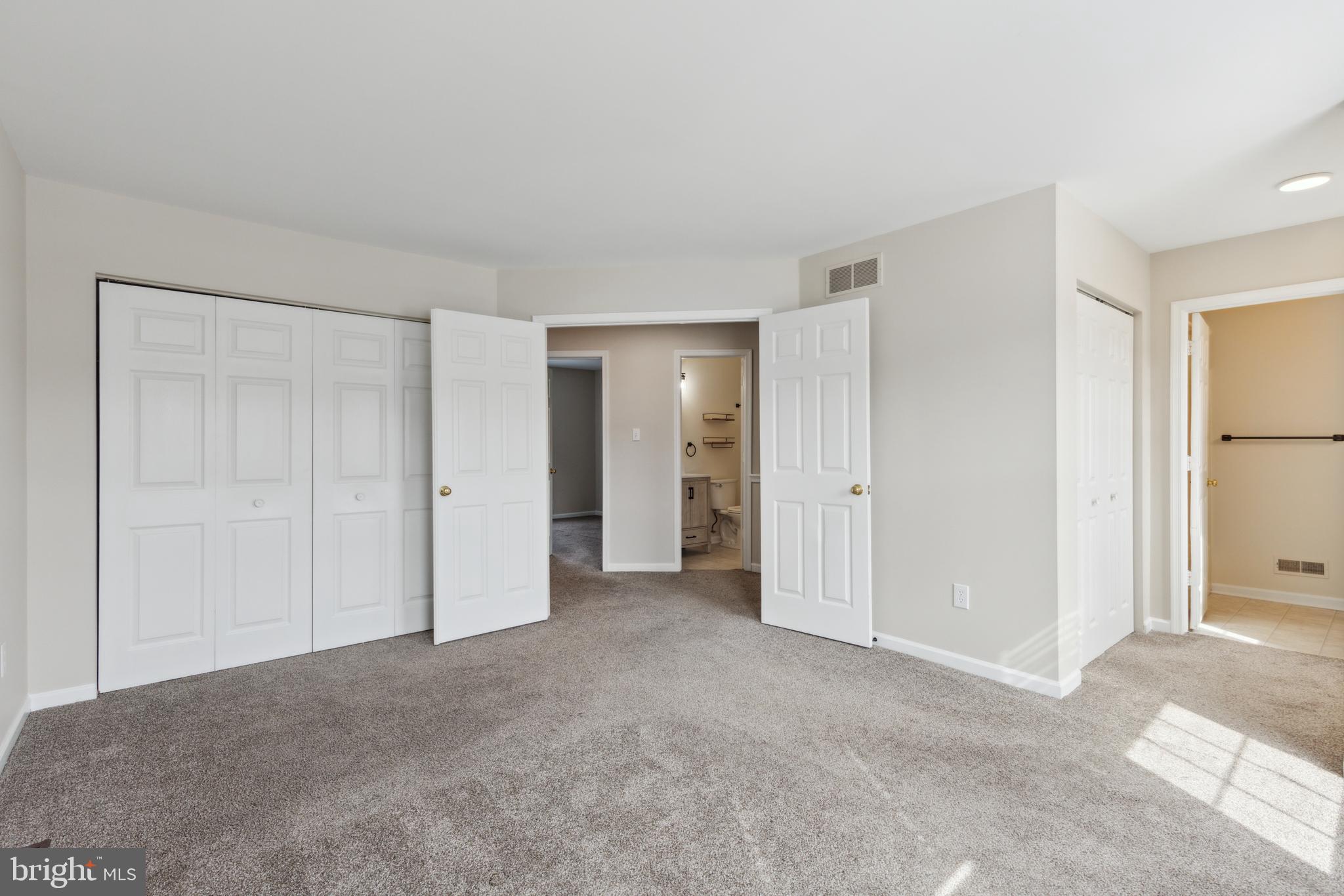 SPRING MOUNT - Residential Lease