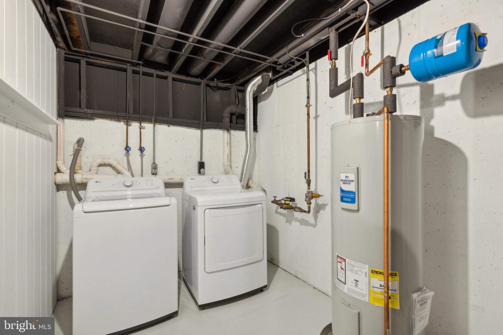 SPRING MOUNT - Residential Lease