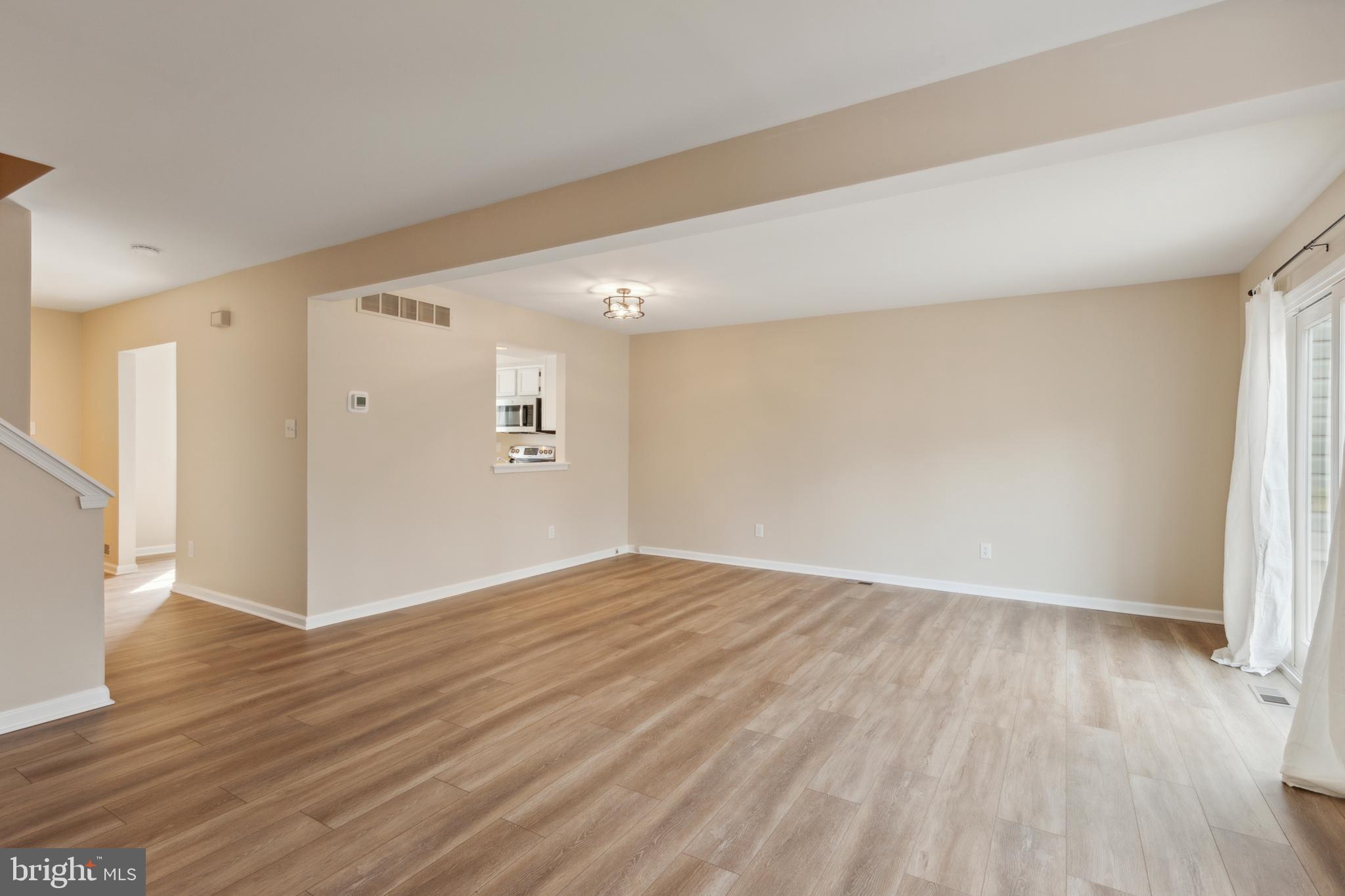 SPRING MOUNT - Residential Lease