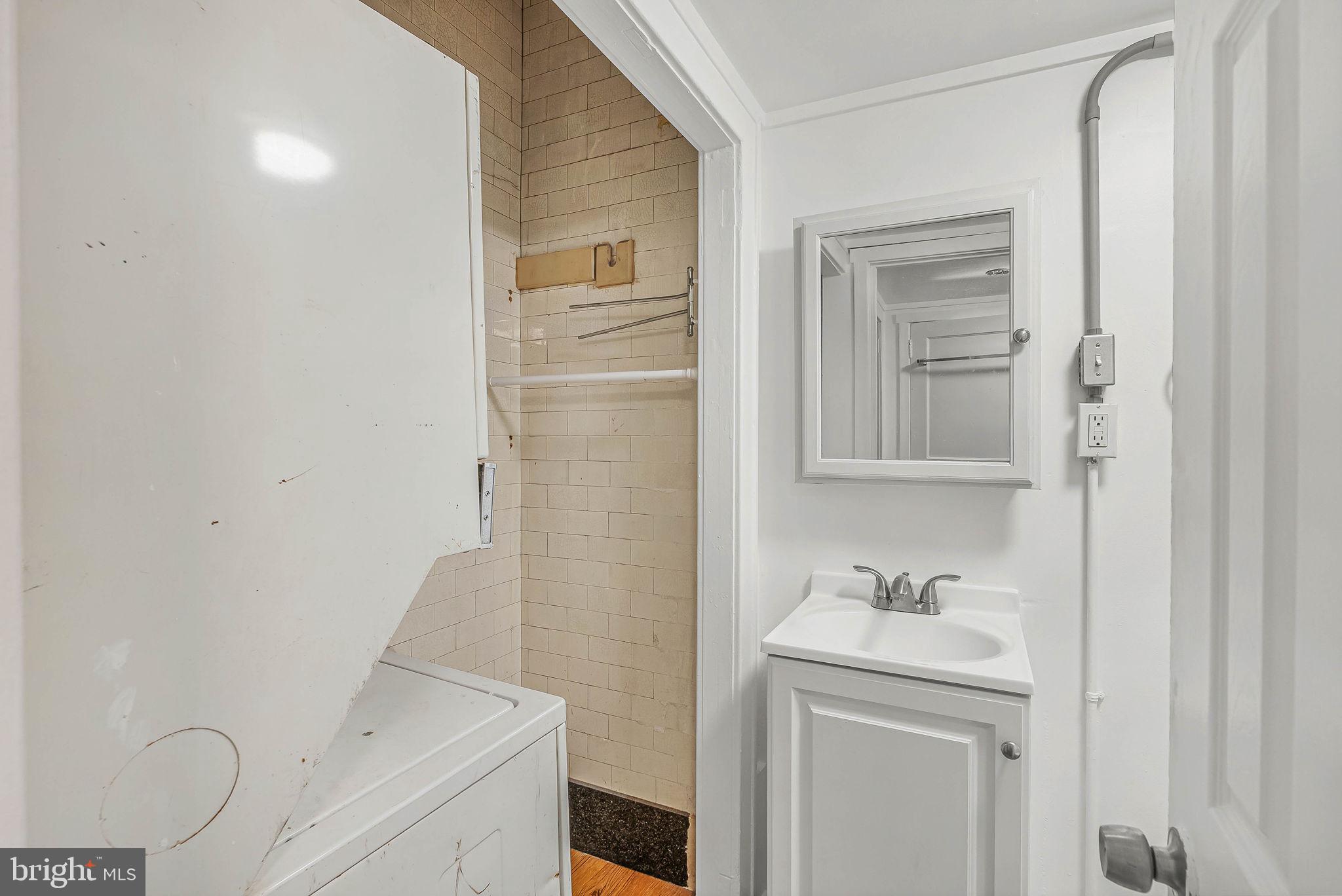 NICETOWN-TIOGA - Residential Income