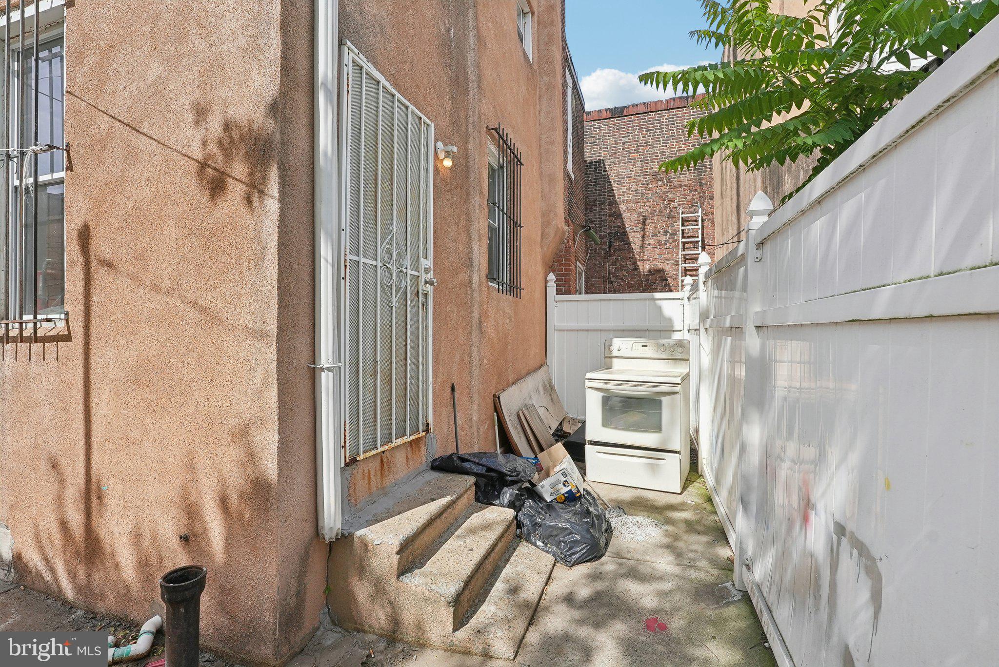 HARROWGATE - Residential