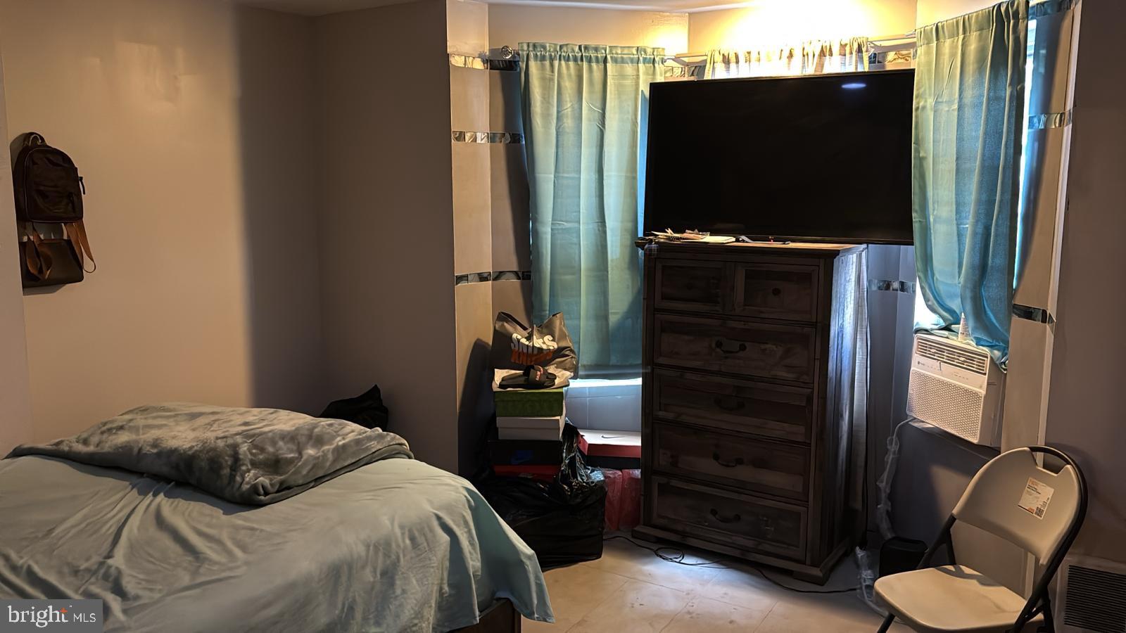 HARROWGATE - Residential