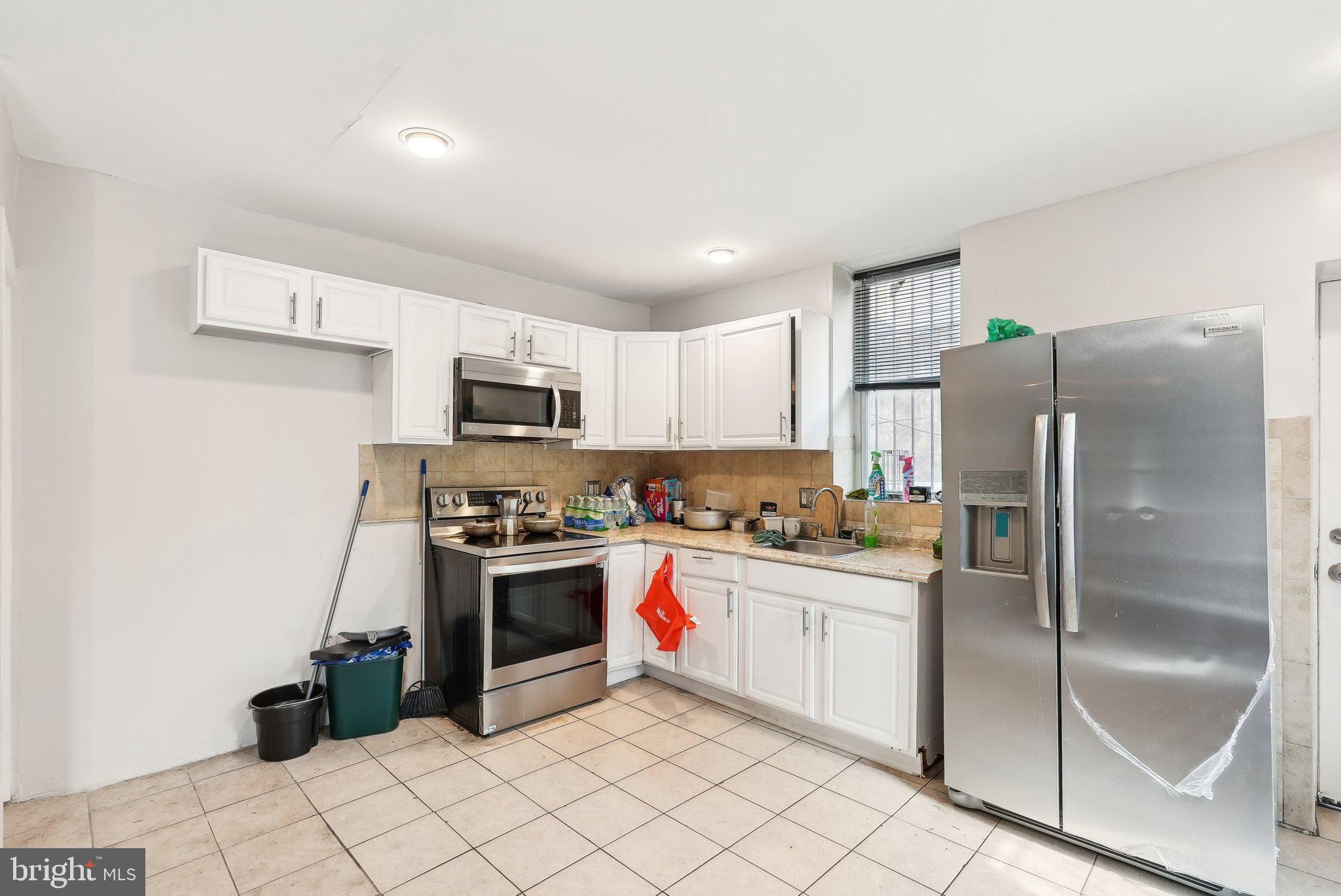 HARROWGATE - Residential