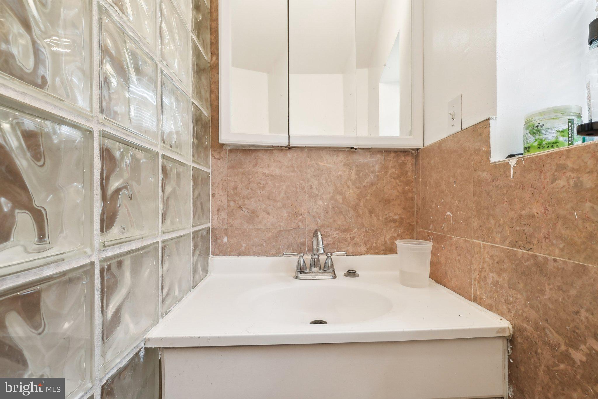 HARROWGATE - Residential